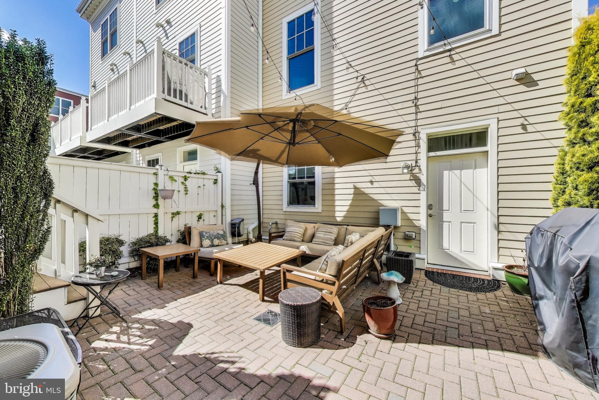 POTOMAC  YARDS - Residential Lease