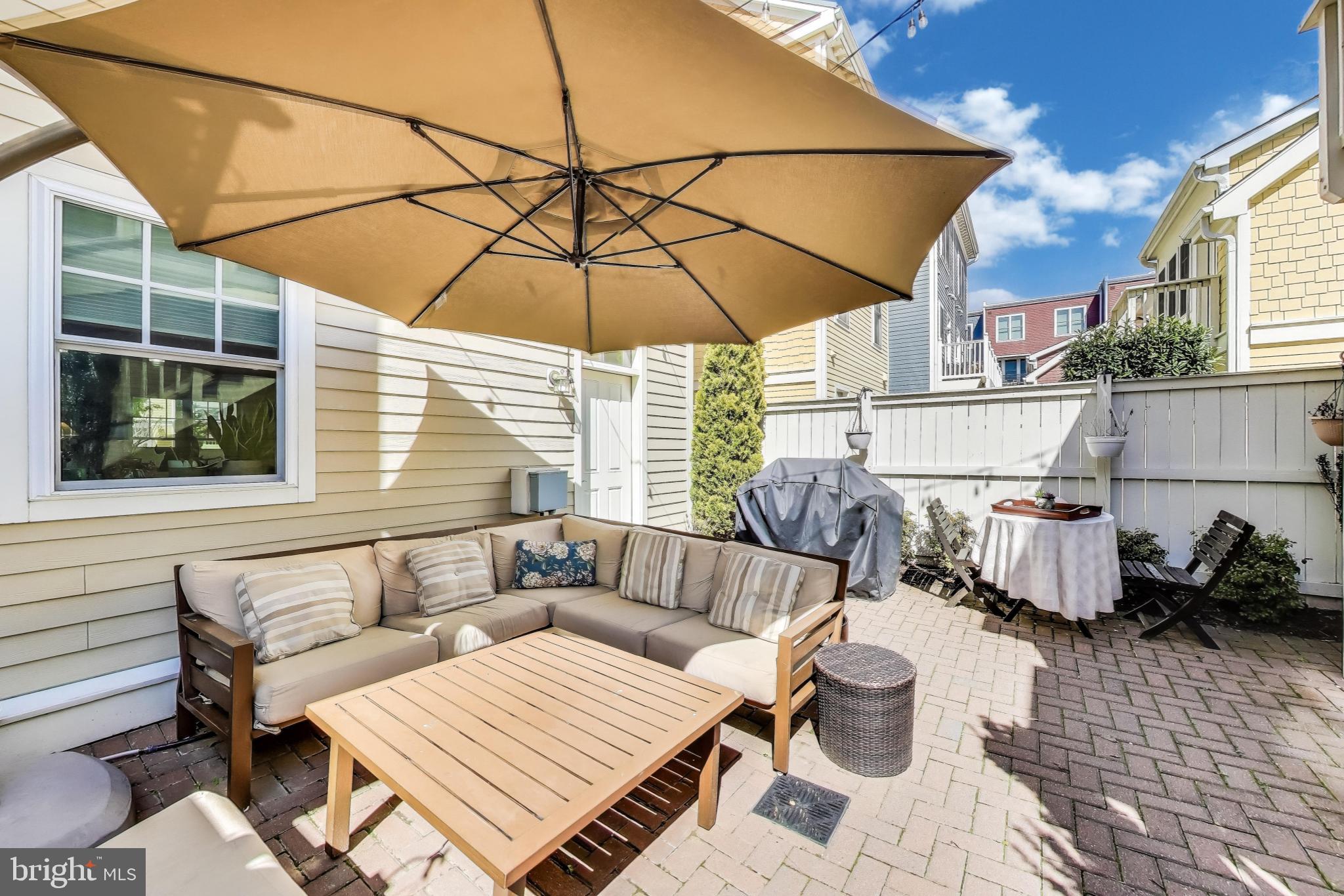 POTOMAC  YARDS - Residential Lease