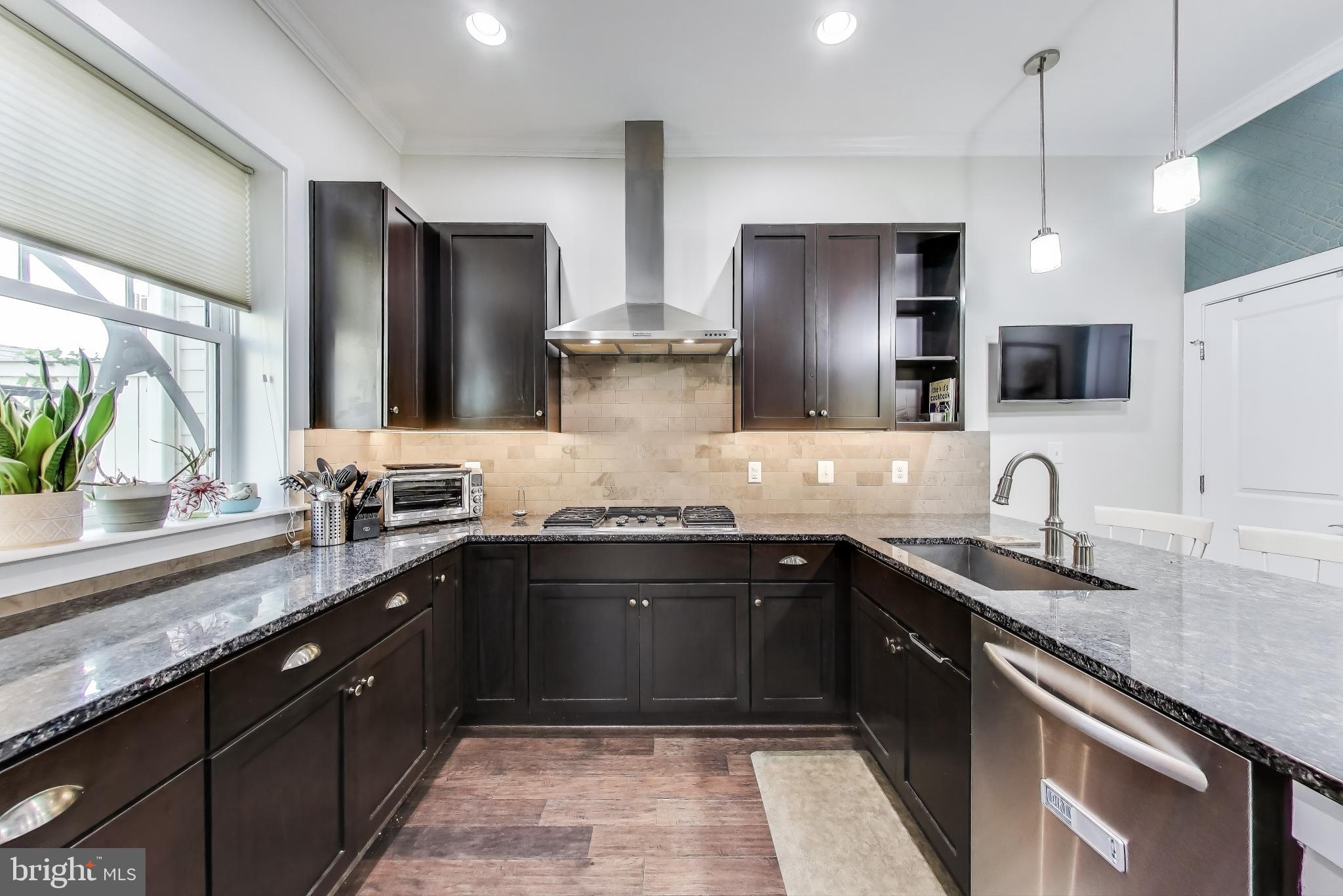 POTOMAC  YARDS - Residential Lease