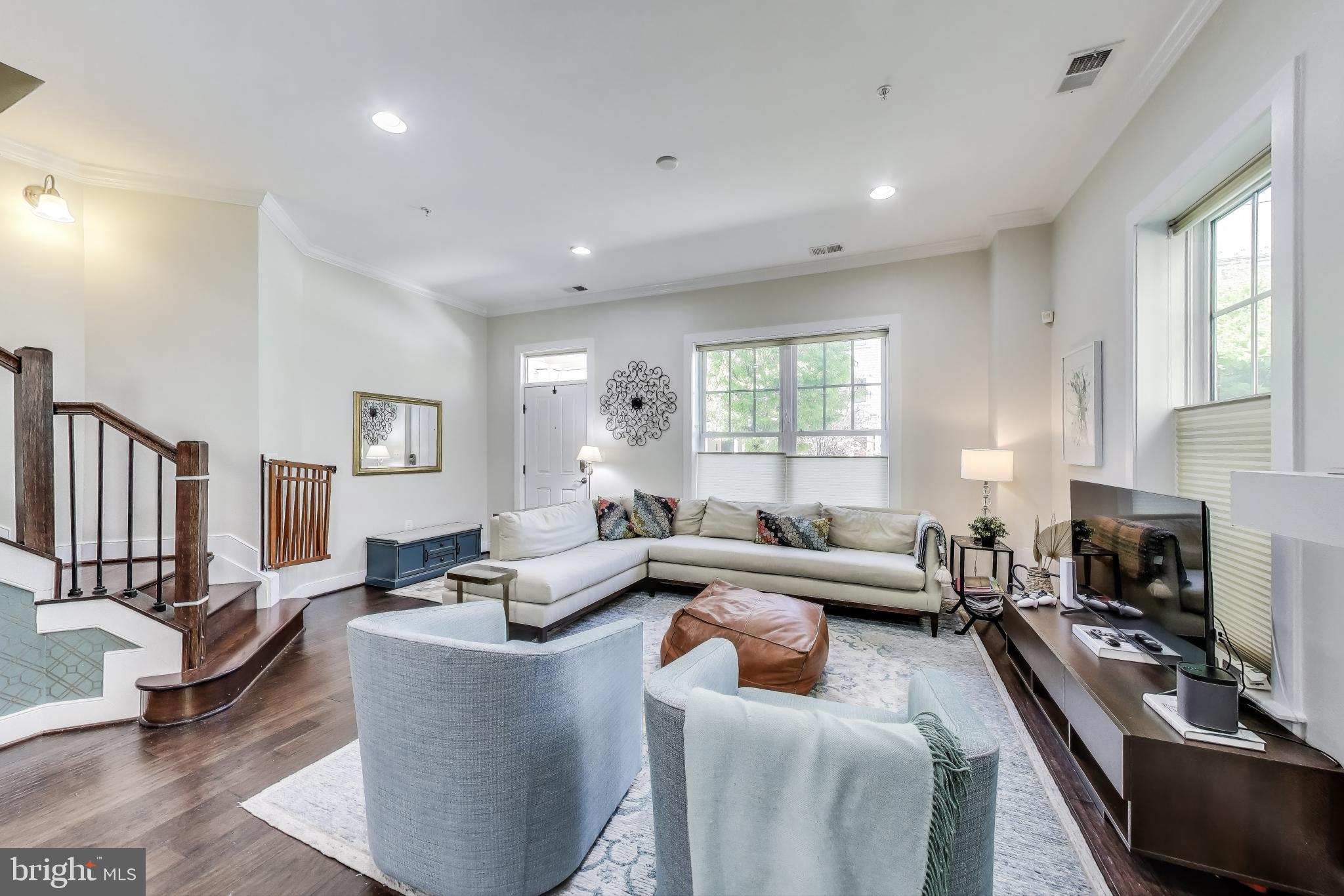 POTOMAC  YARDS - Residential Lease