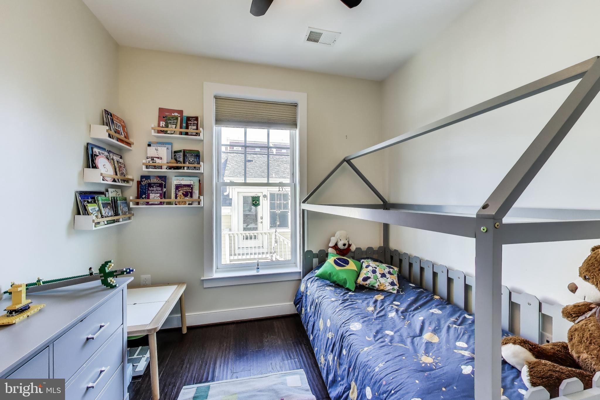 POTOMAC  YARDS - Residential Lease