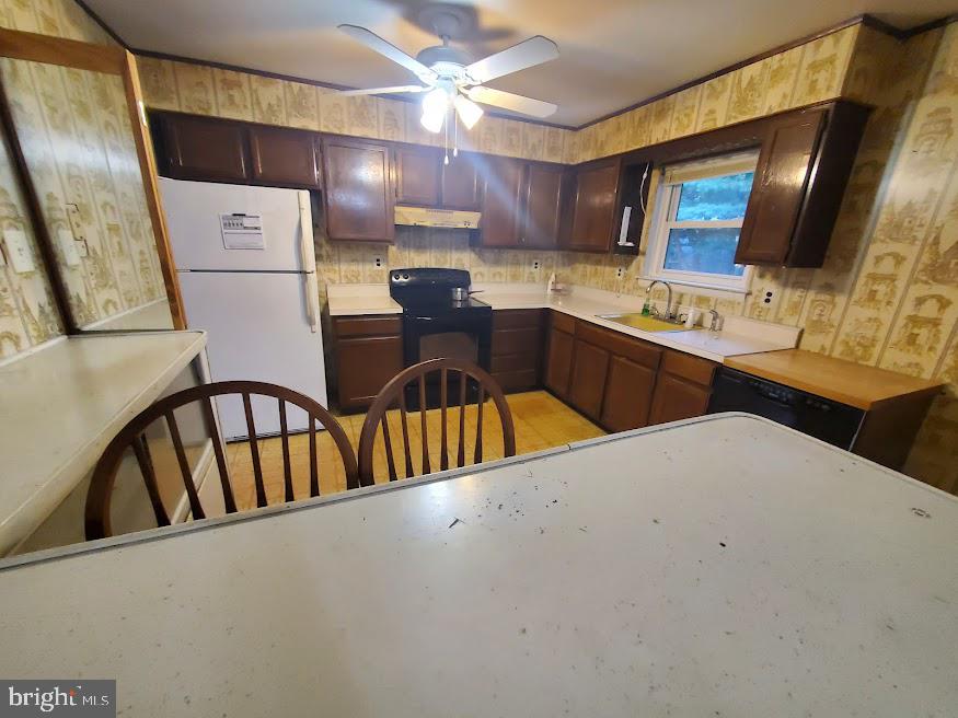 111 BOBOLINK BOULEVARD