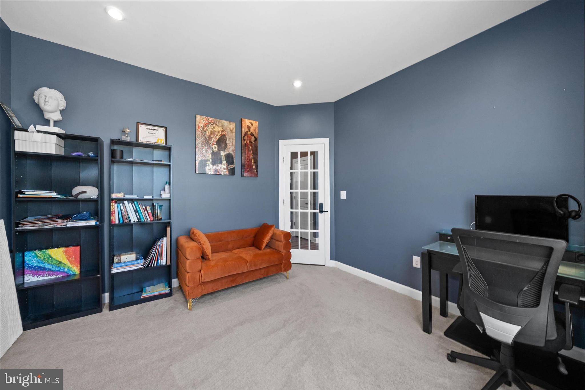 SUMMIT POINTE - Residential