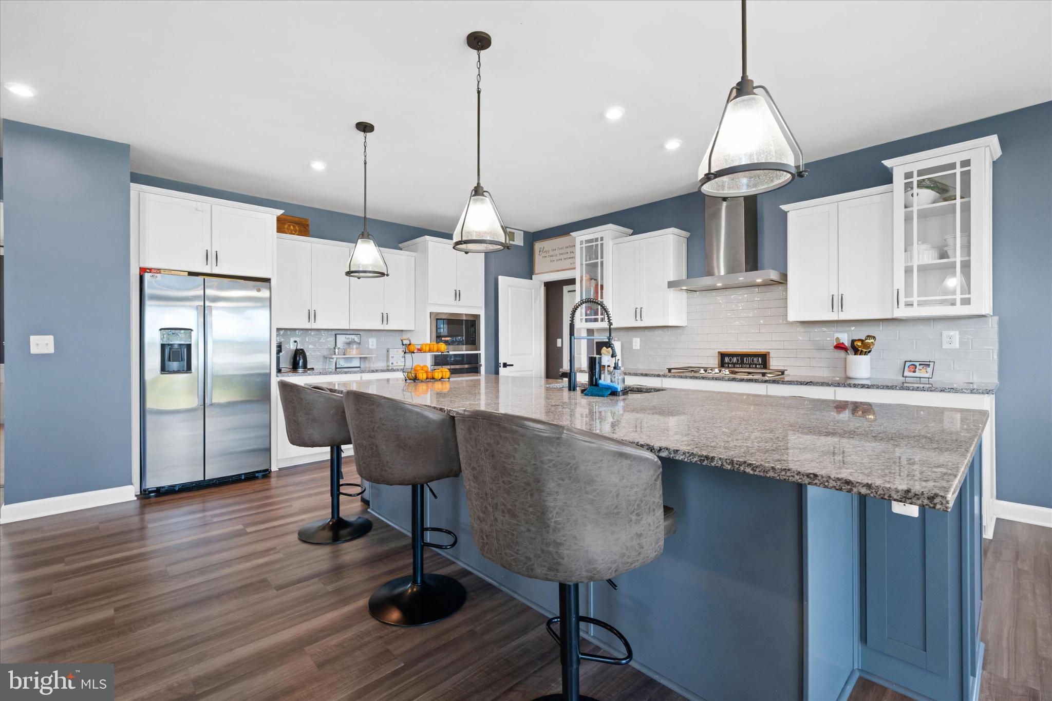 SUMMIT POINTE - Residential