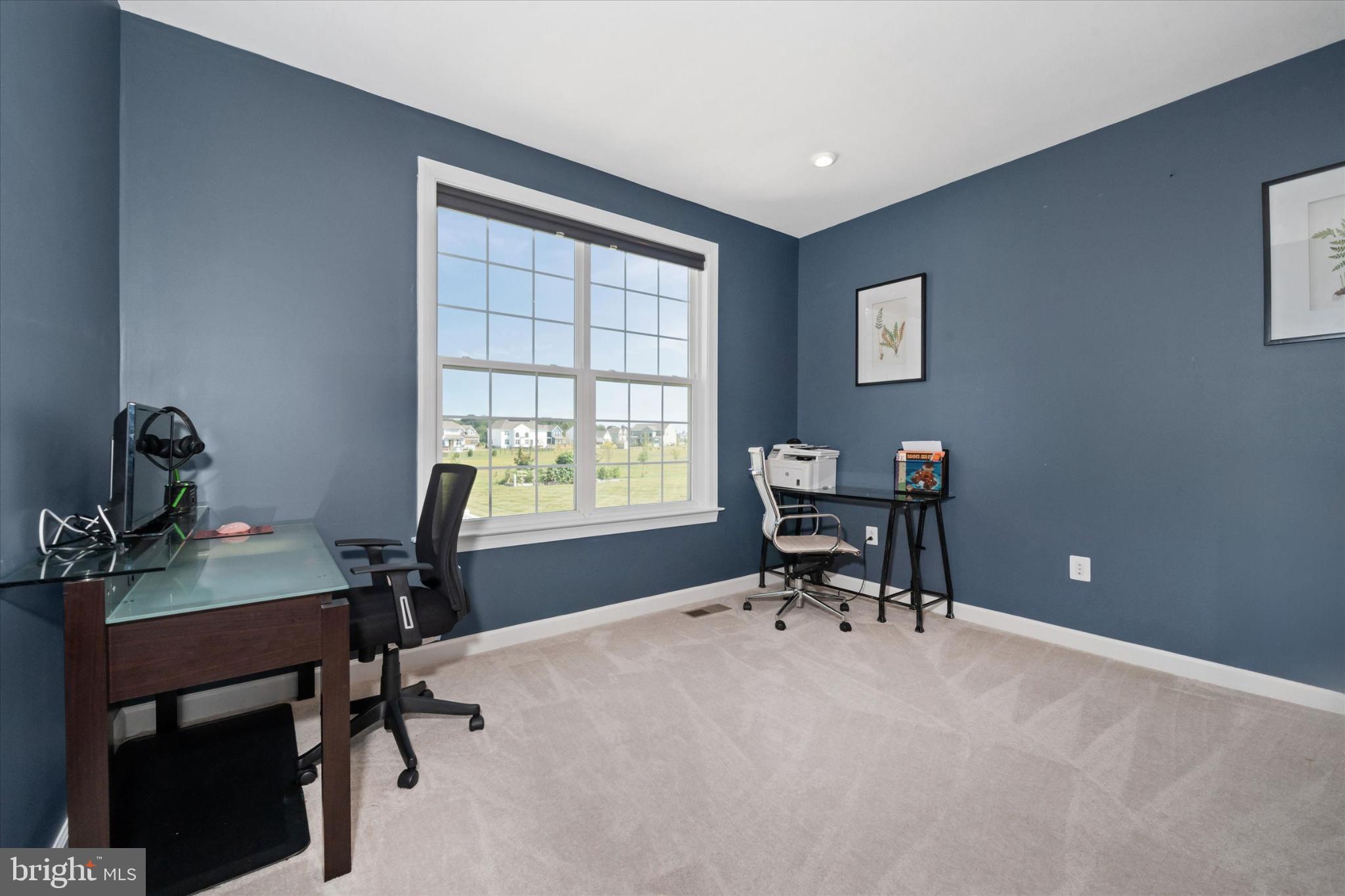 SUMMIT POINTE - Residential