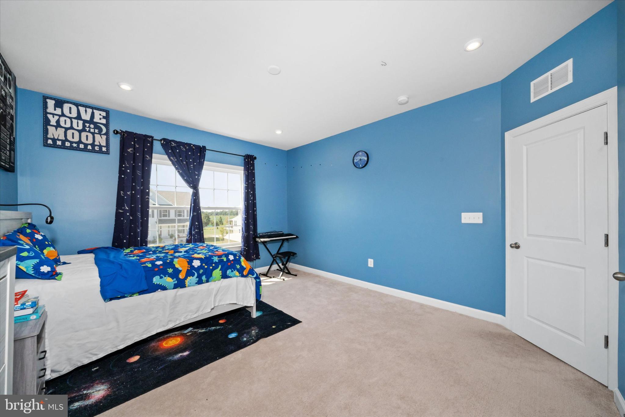 SUMMIT POINTE - Residential