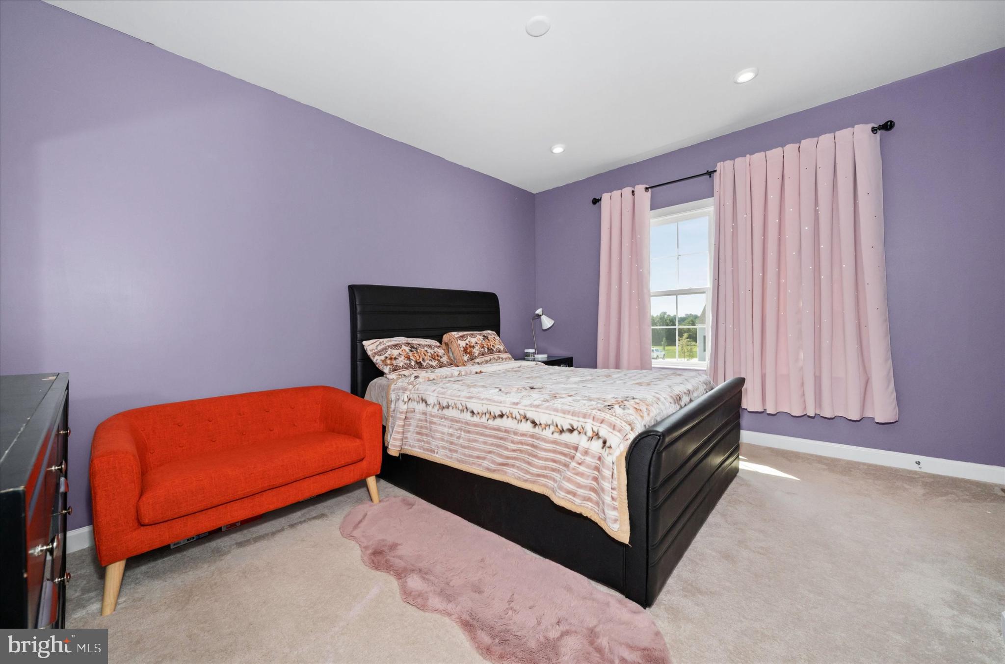 SUMMIT POINTE - Residential