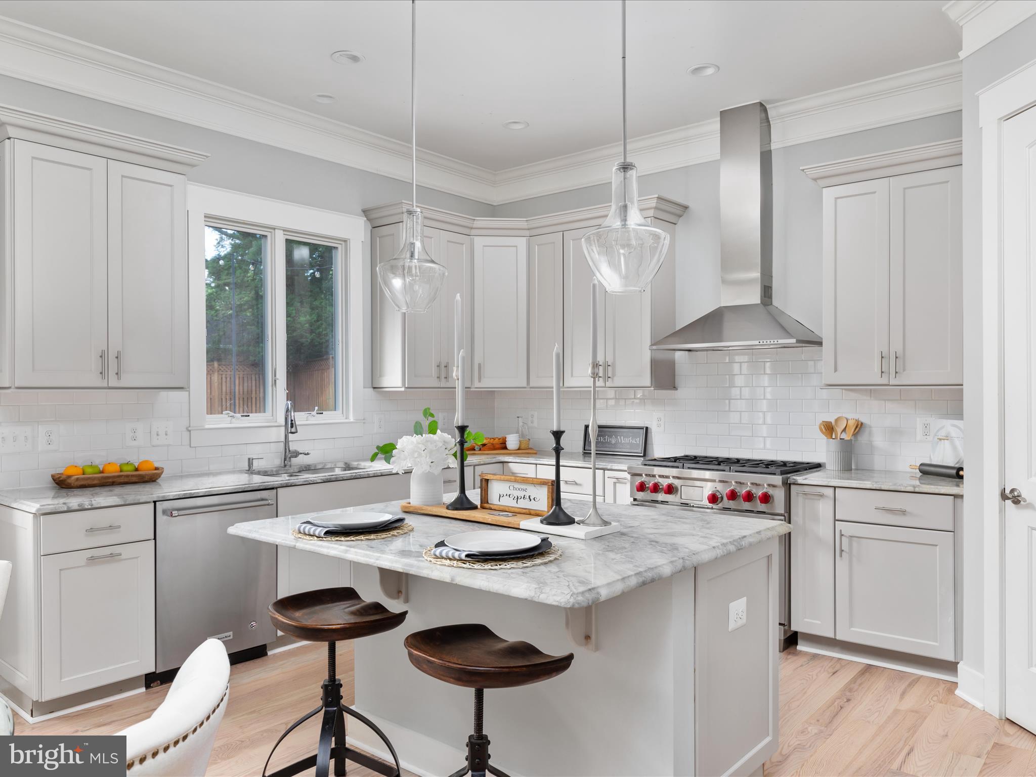 GOLF CLUB MANOR - Residential