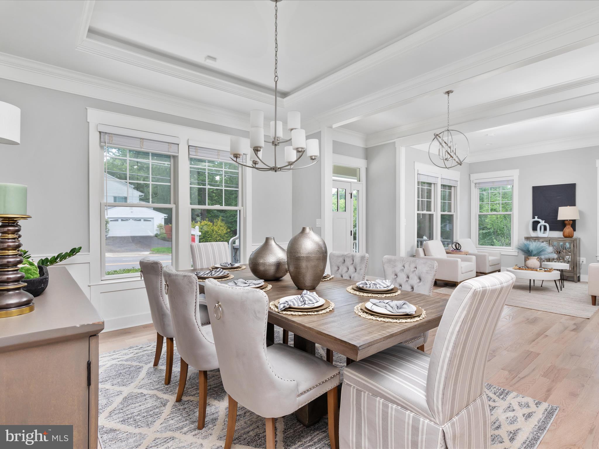 GOLF CLUB MANOR - Residential