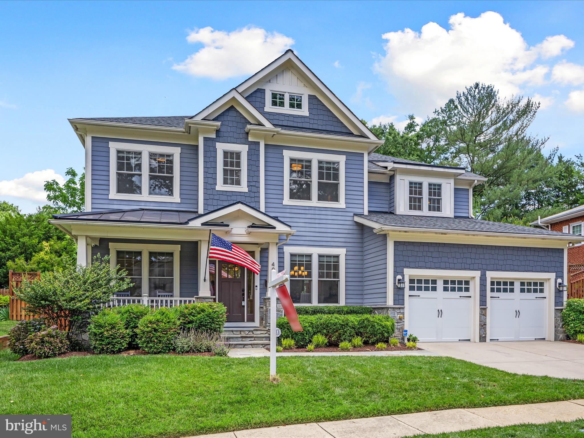 GOLF CLUB MANOR - Residential