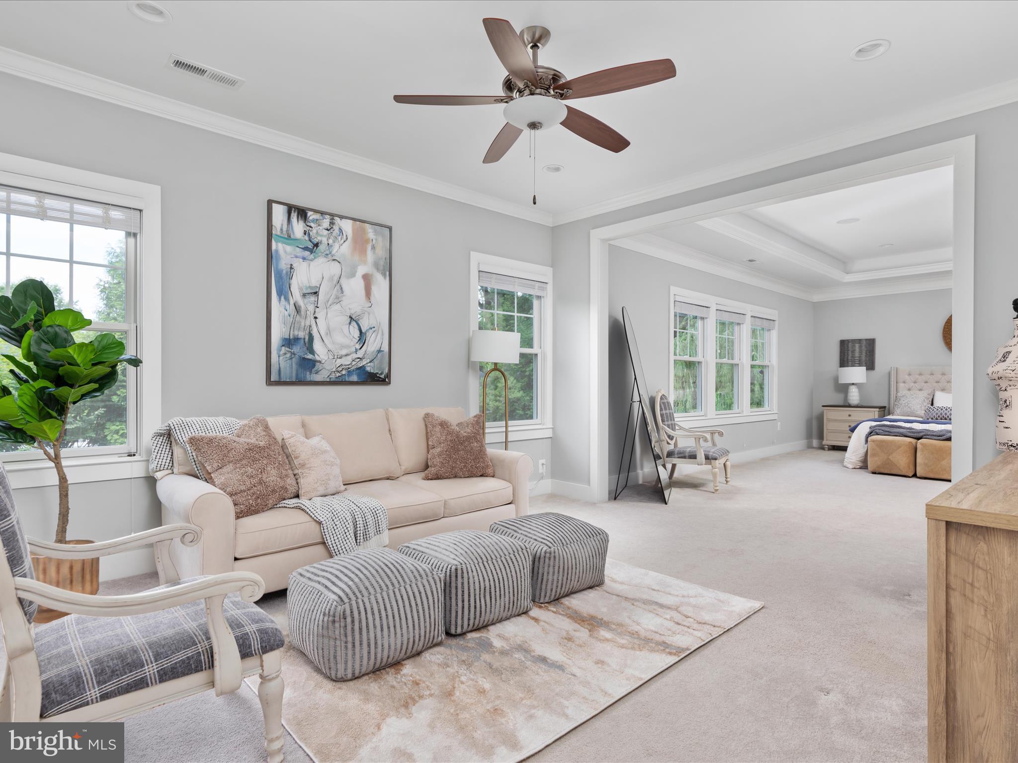 GOLF CLUB MANOR - Residential