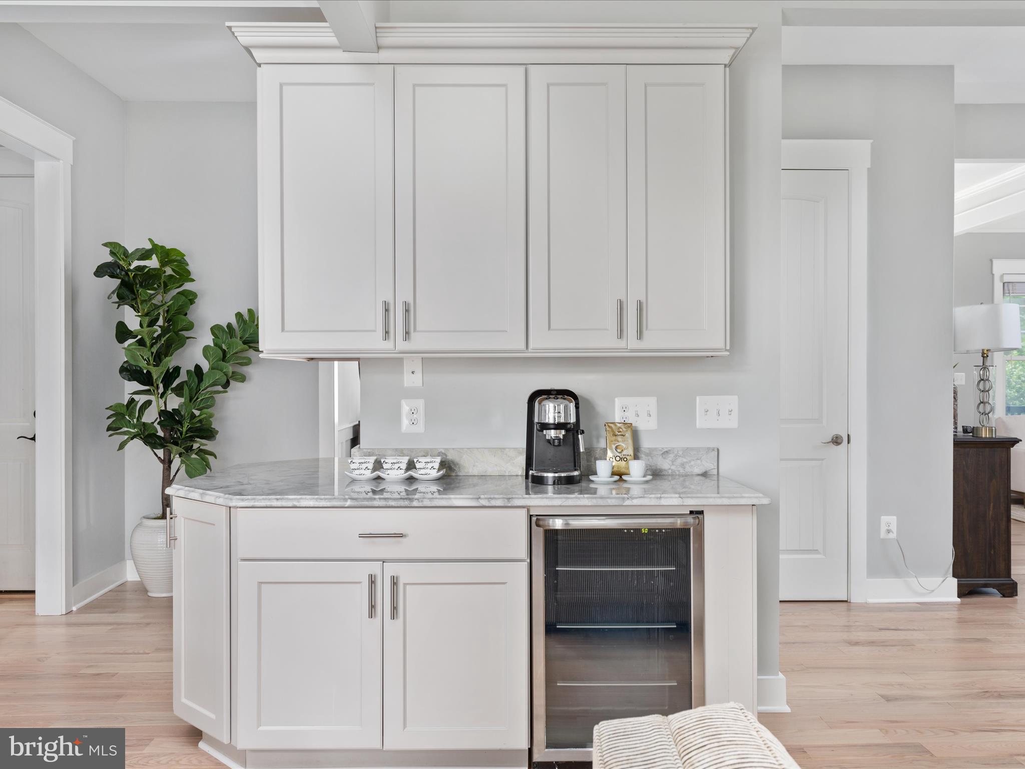 GOLF CLUB MANOR - Residential