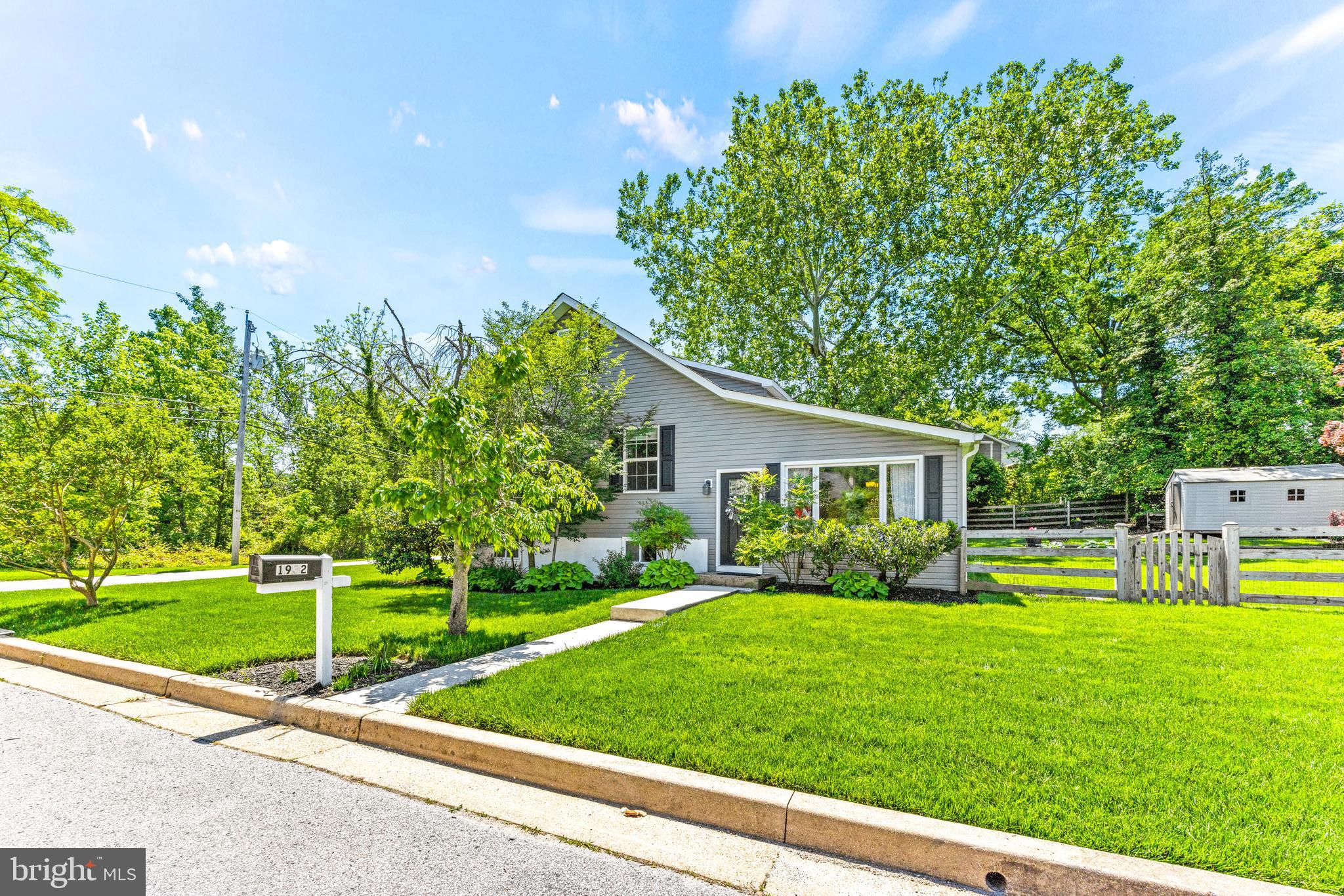 HALETHORPE TERRACE - Residential