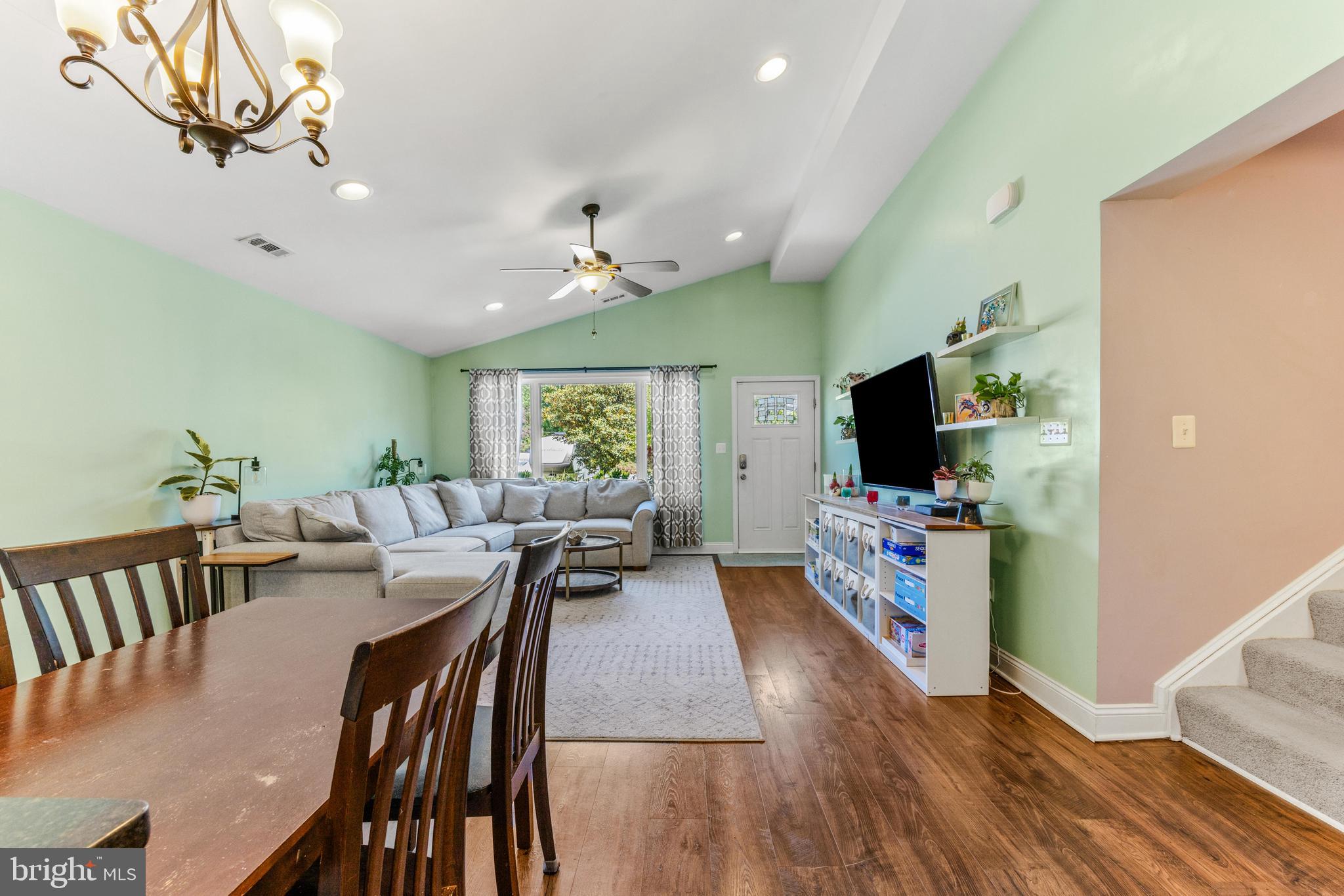 HALETHORPE TERRACE - Residential