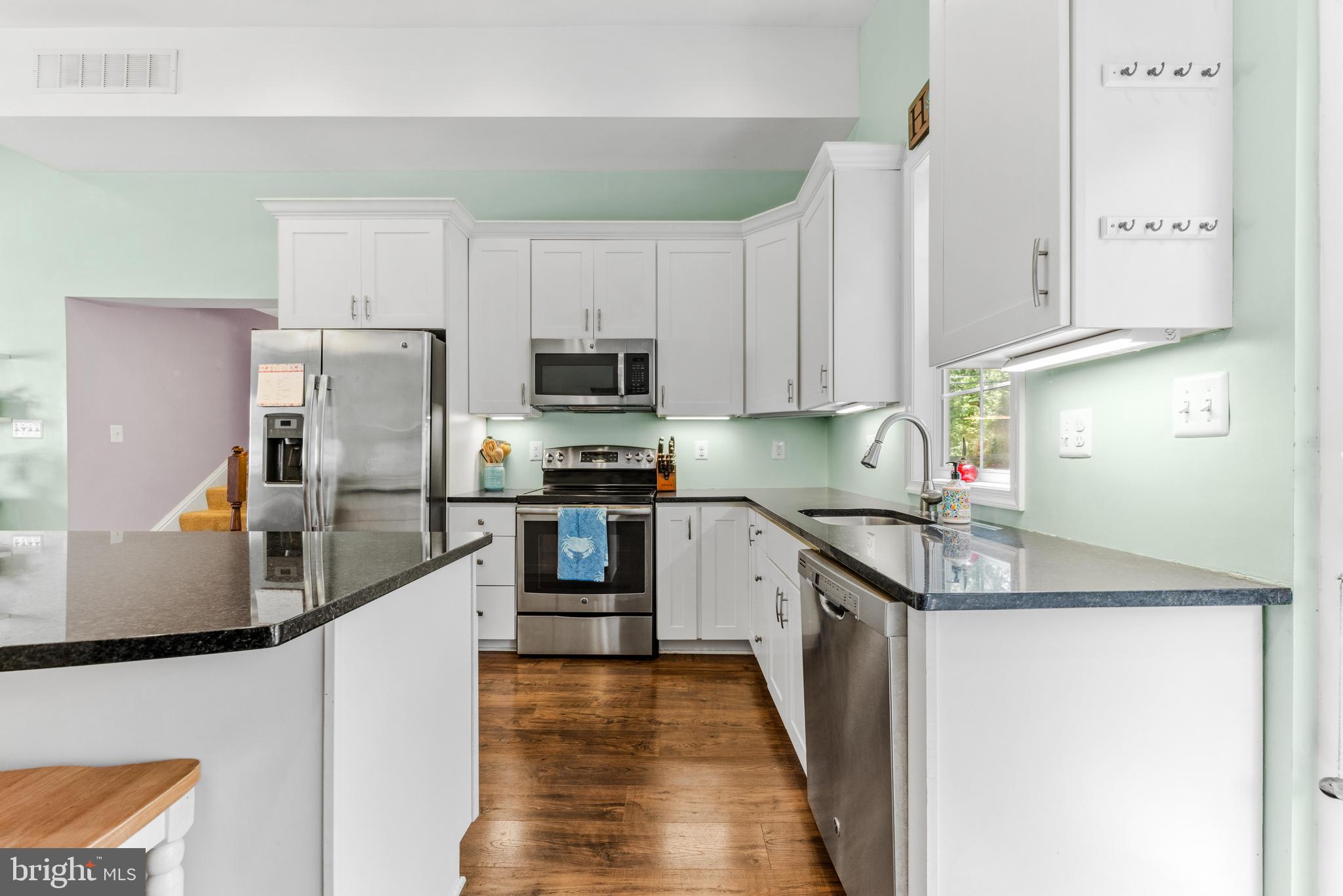 HALETHORPE TERRACE - Residential