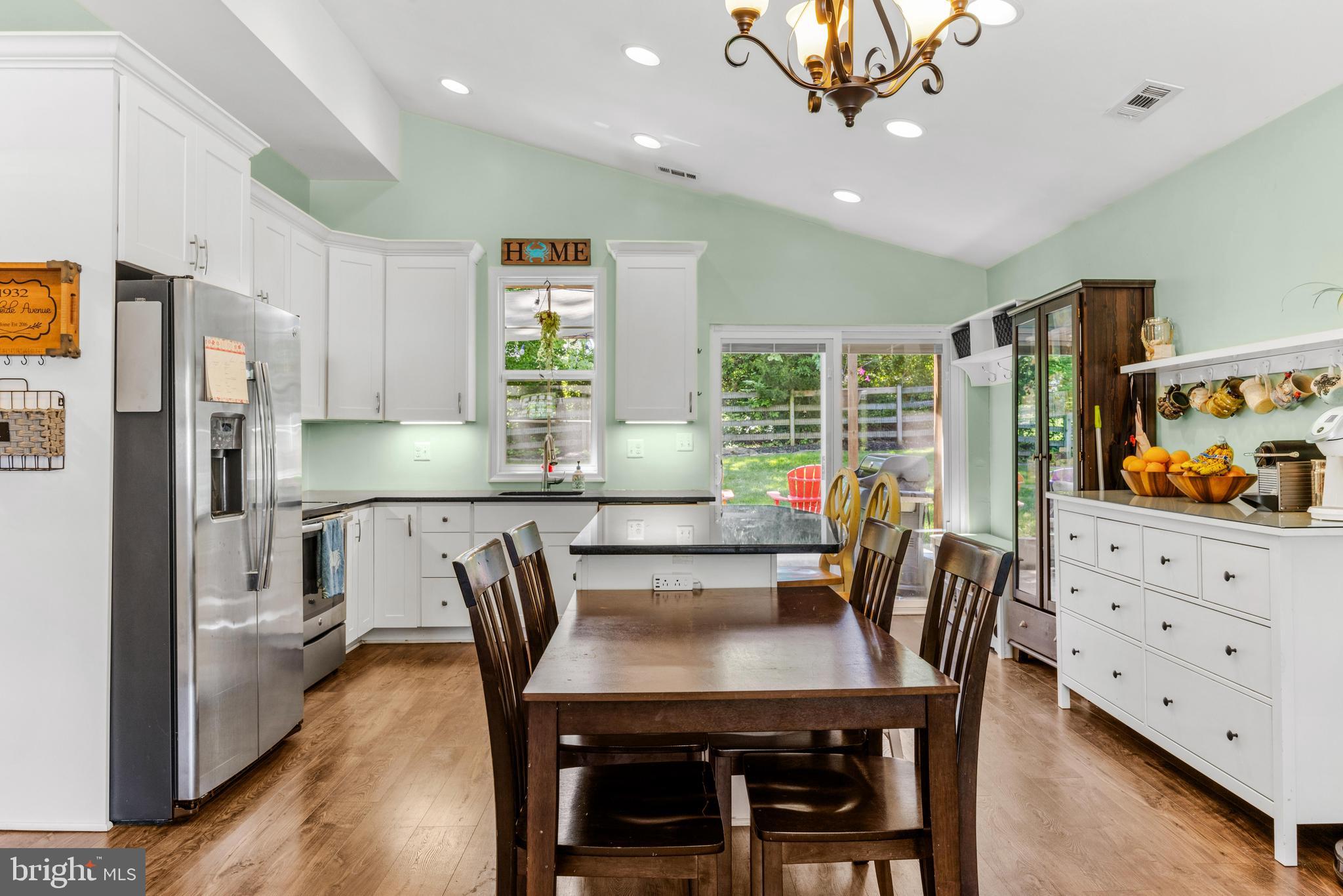 HALETHORPE TERRACE - Residential