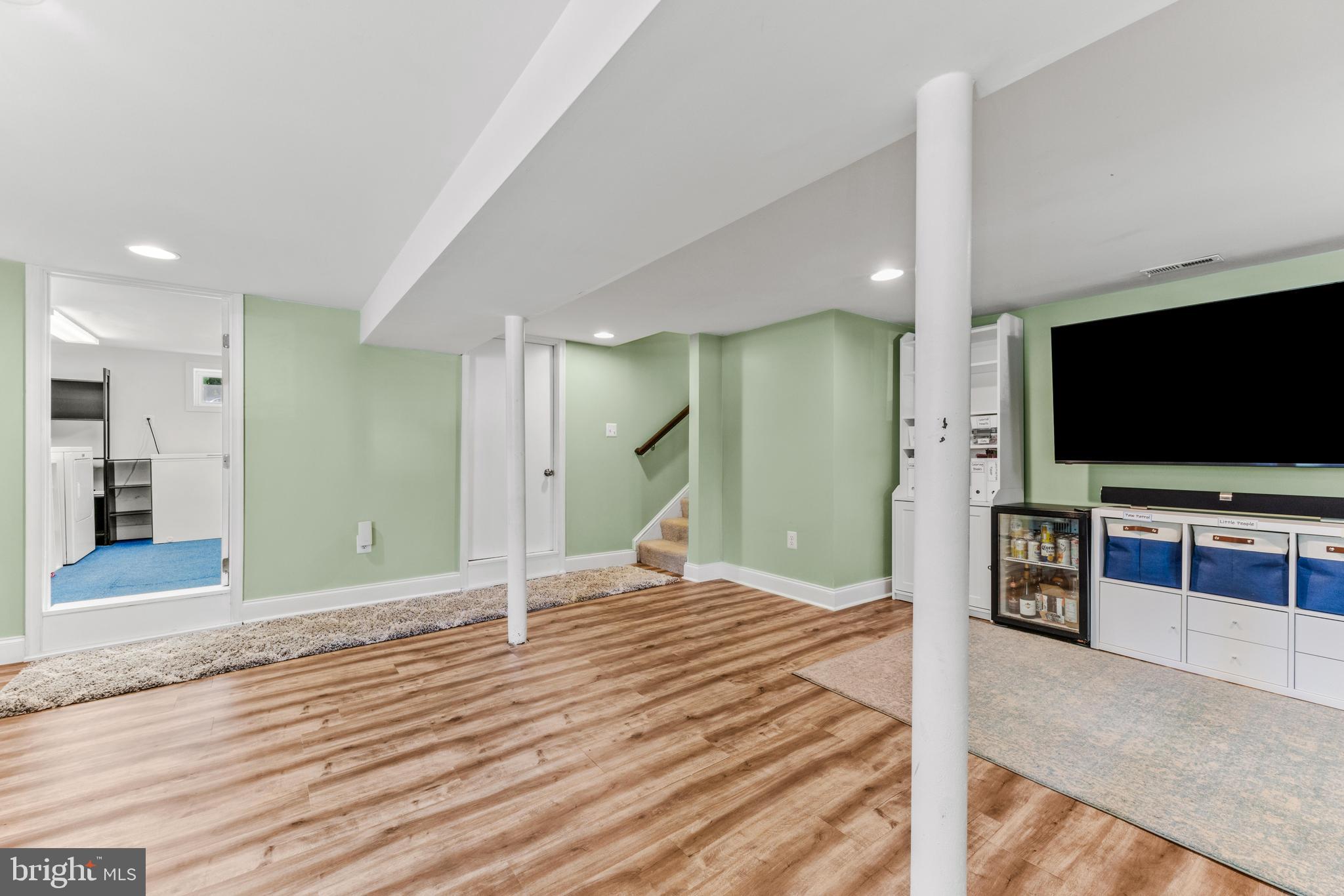 HALETHORPE TERRACE - Residential