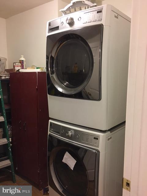 ESSEX - Residential Lease