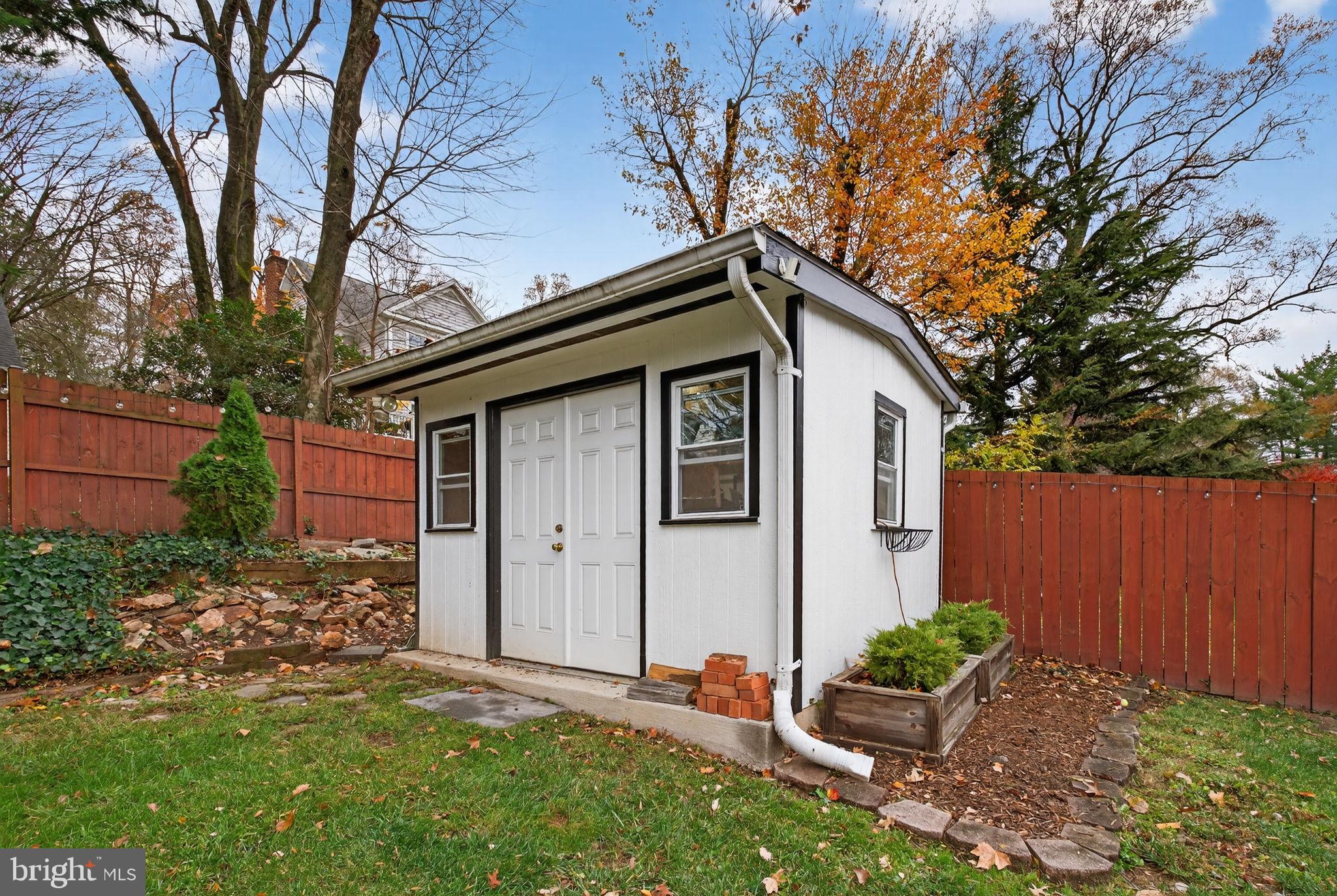 CITY PARK HOMES - Residential Lease