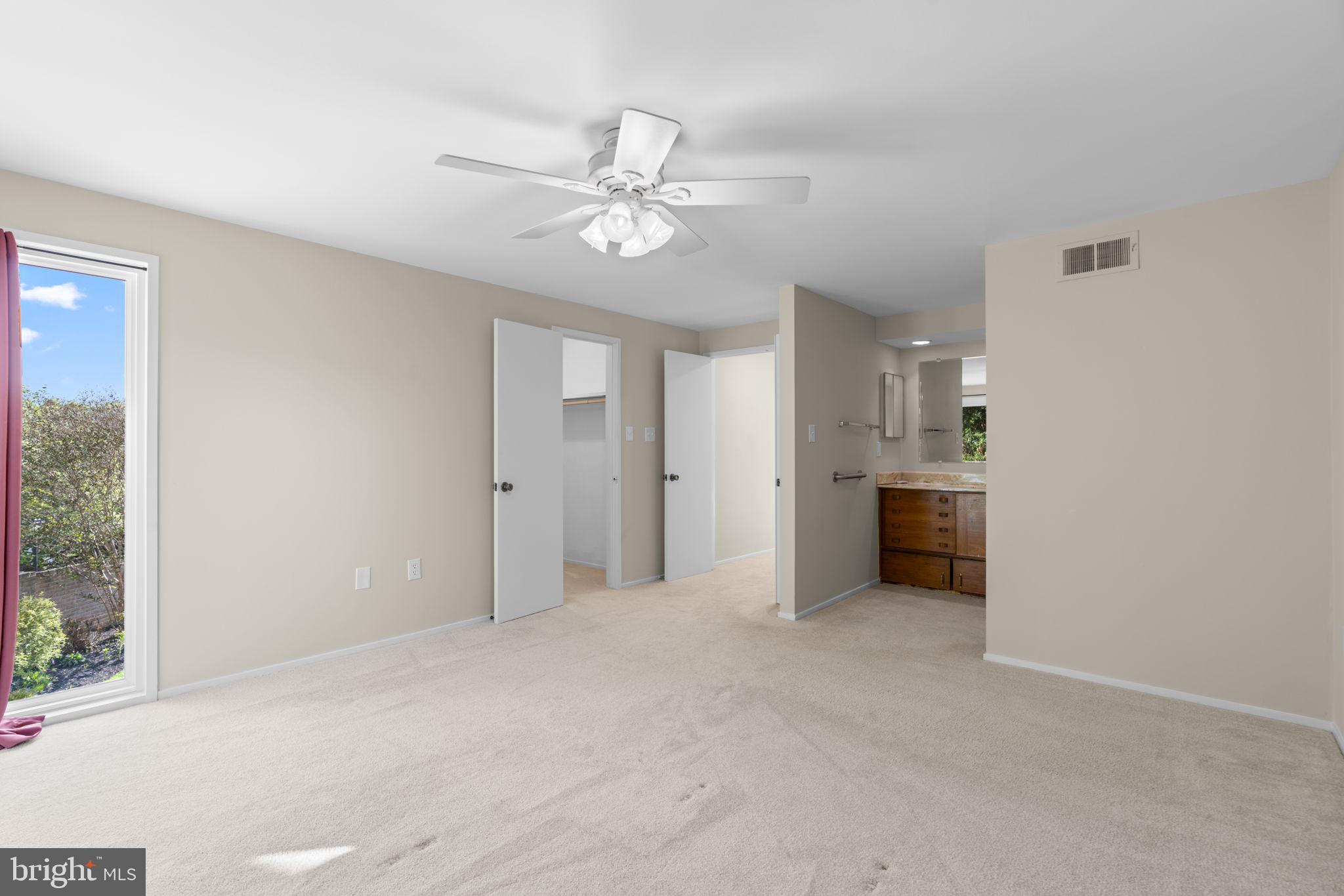 COURTS OF WHETSTONE - Residential