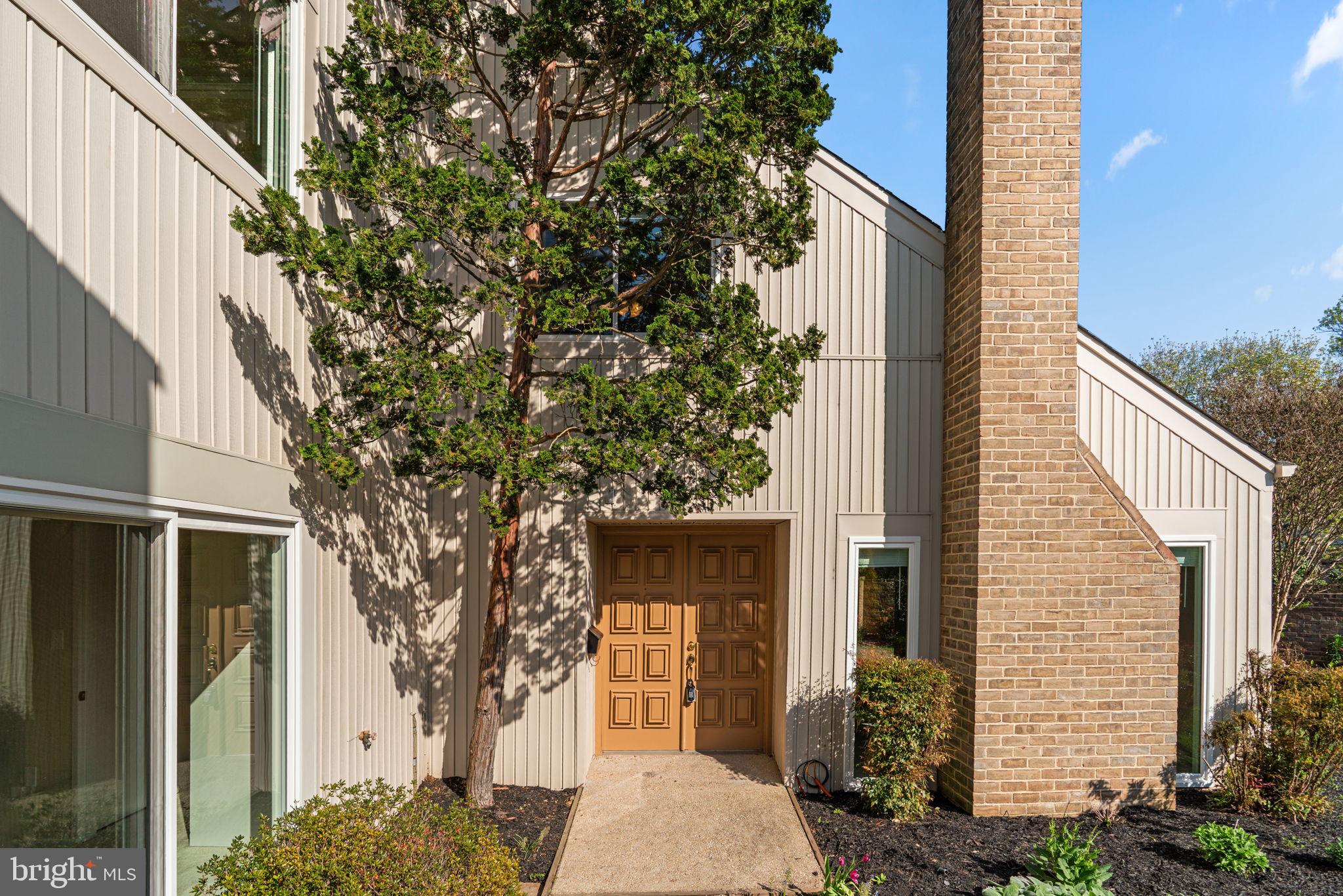 COURTS OF WHETSTONE - Residential