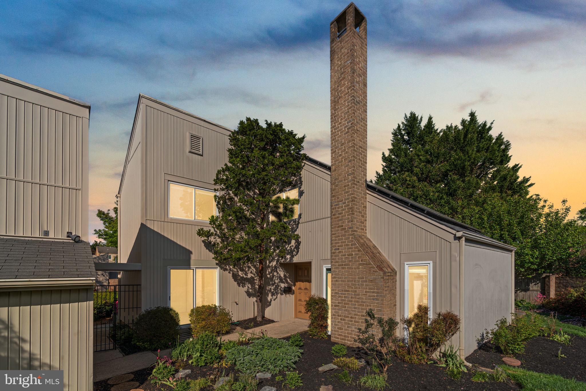 COURTS OF WHETSTONE - Residential