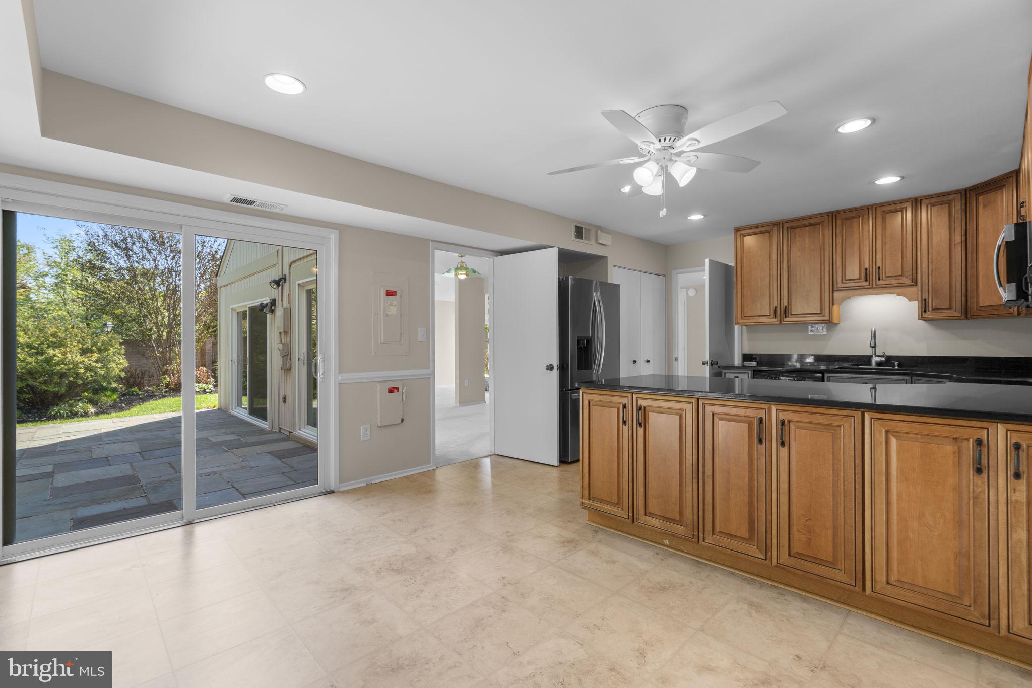 COURTS OF WHETSTONE - Residential