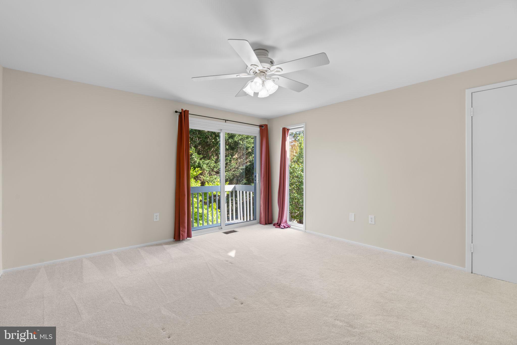 COURTS OF WHETSTONE - Residential