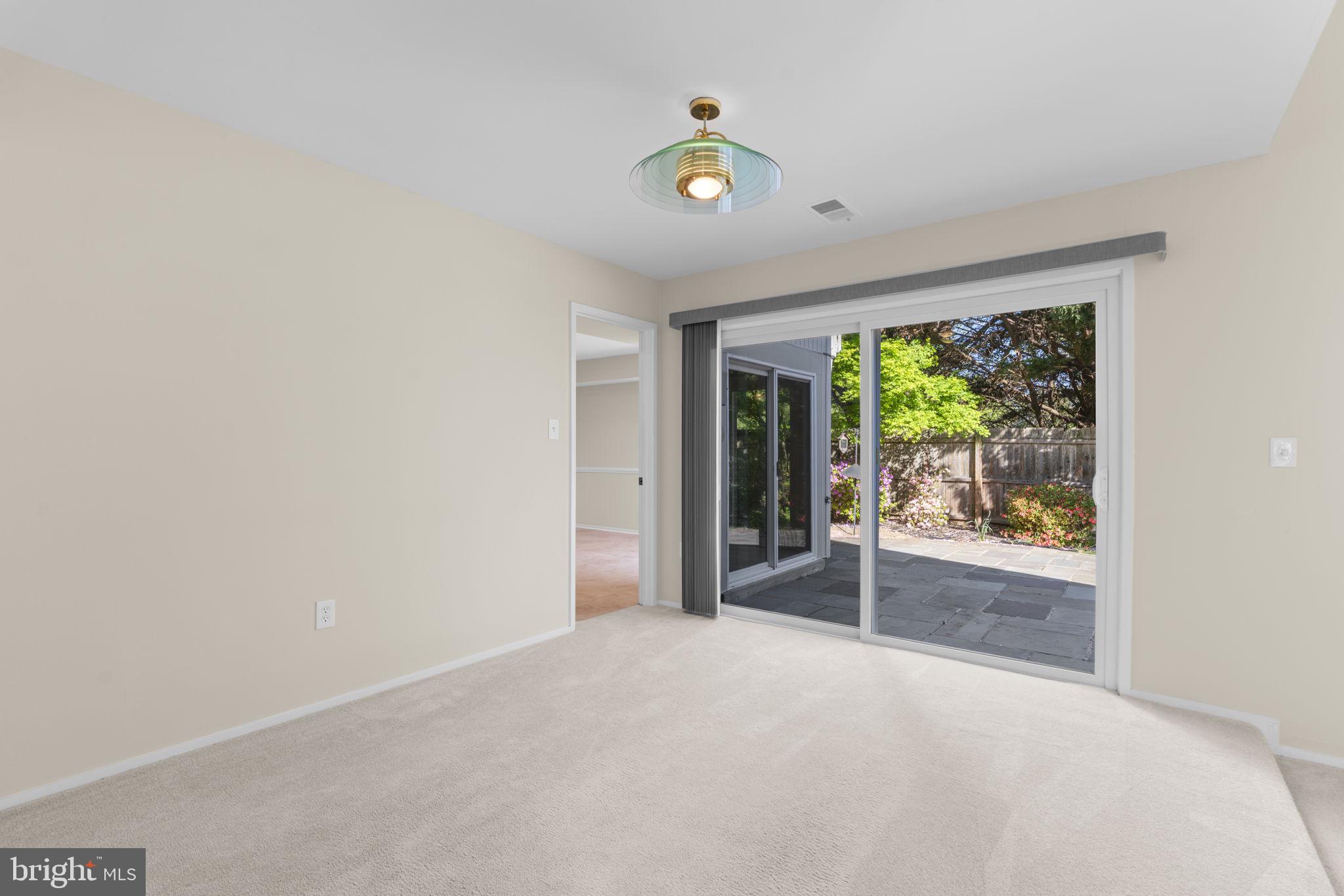 COURTS OF WHETSTONE - Residential