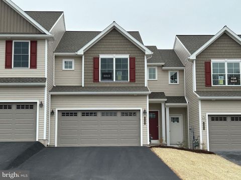 117 MAGNOLIA DRIVE MIDDLETOWN PA 17057