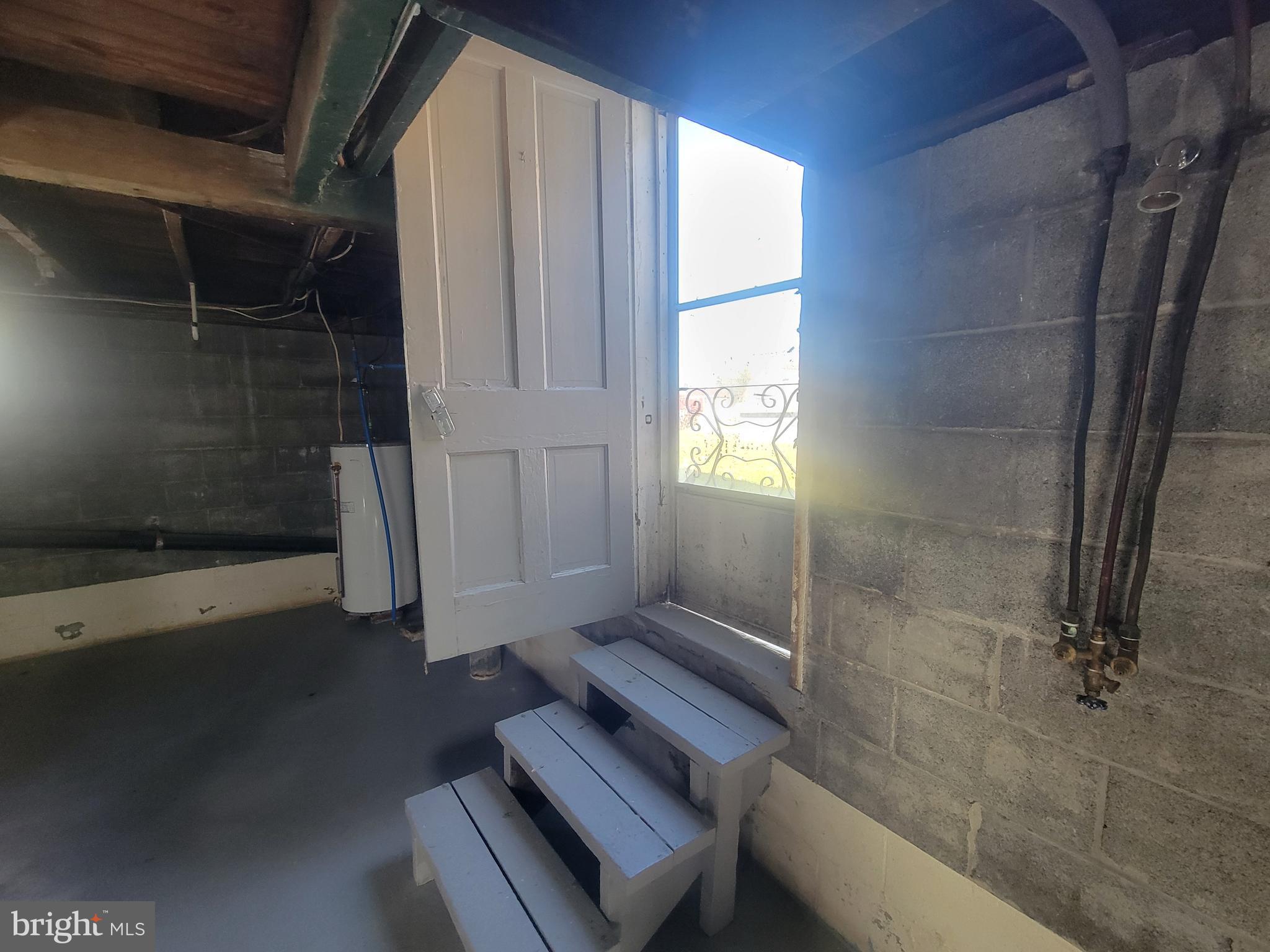 FORT ASHBY - Residential