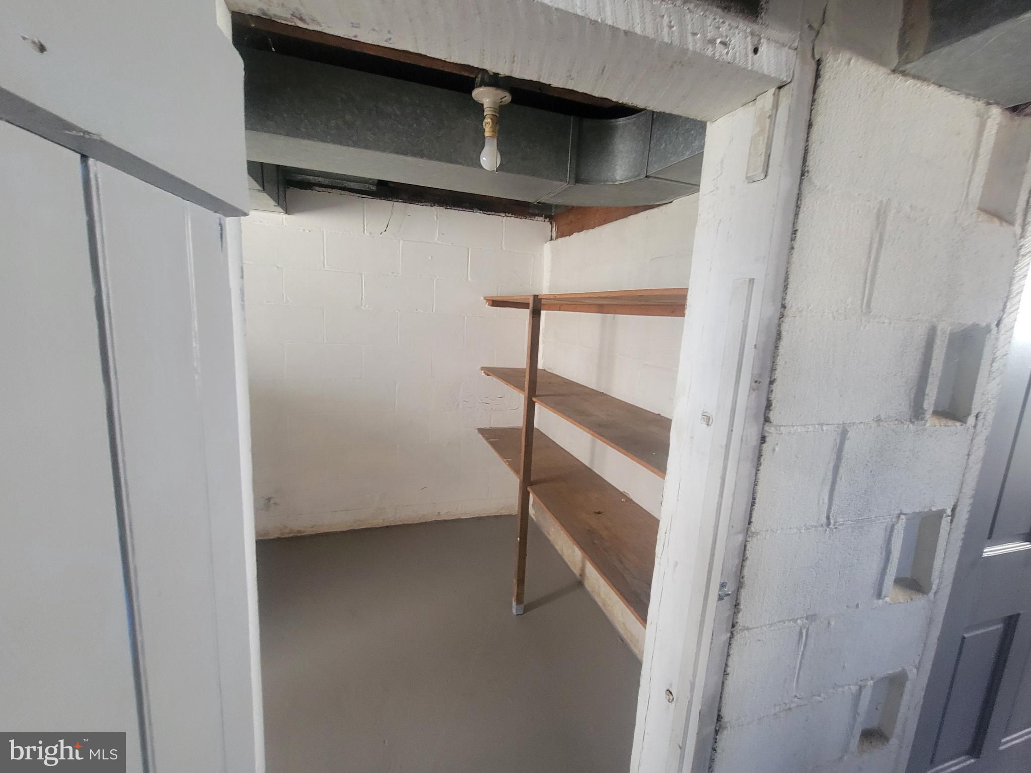 FORT ASHBY - Residential