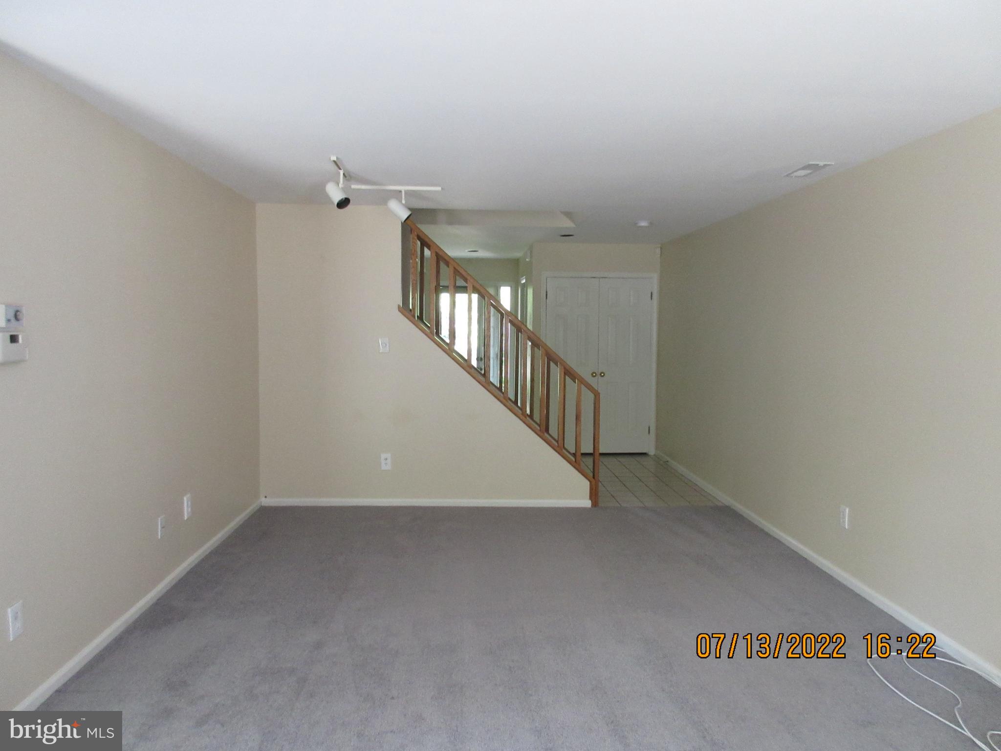 YARDLEY CORNERS - Residential Lease