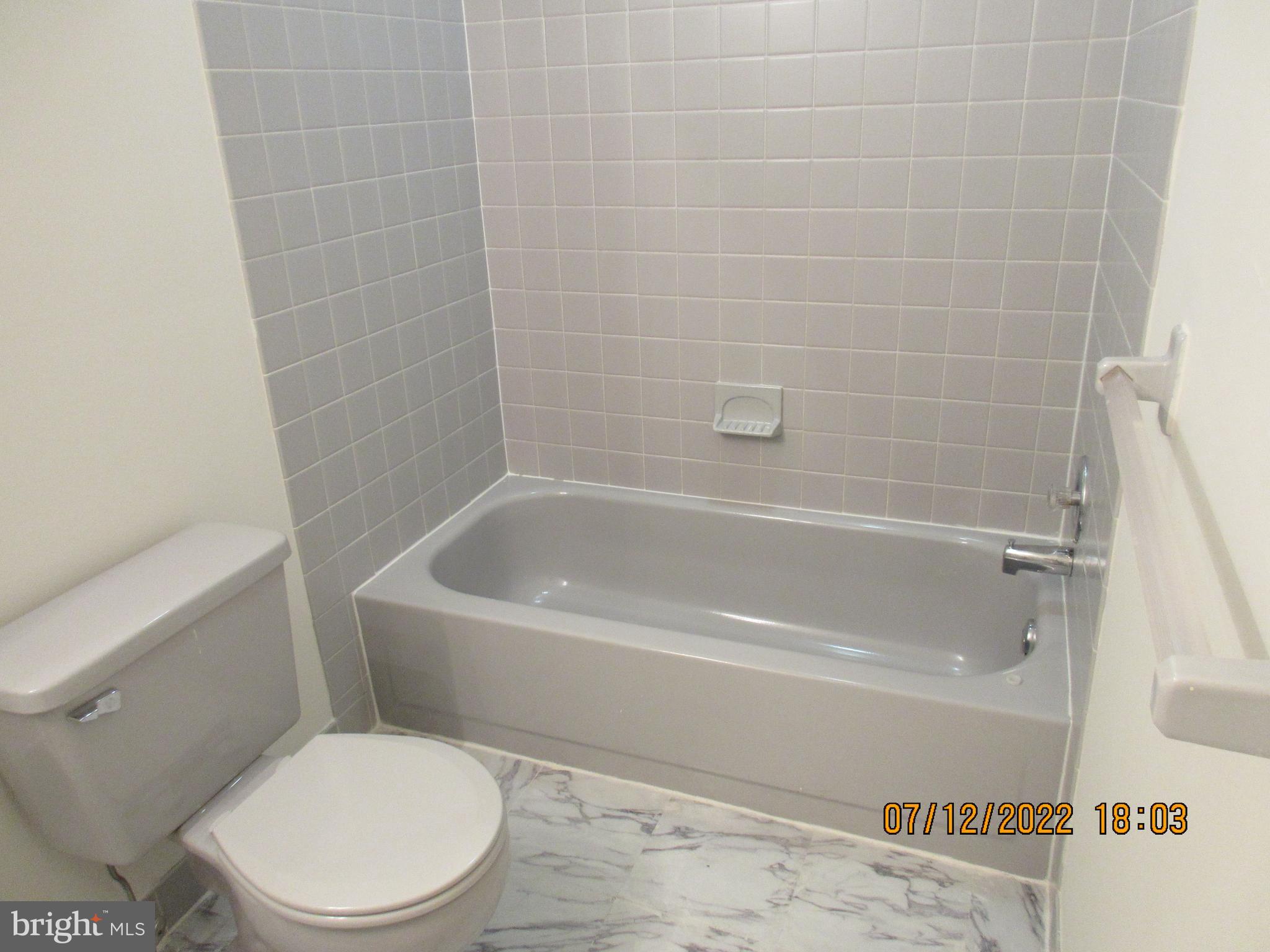 YARDLEY CORNERS - Residential Lease