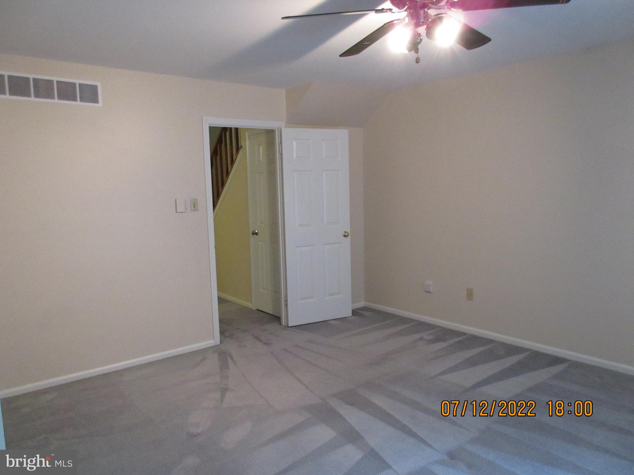 YARDLEY CORNERS - Residential Lease