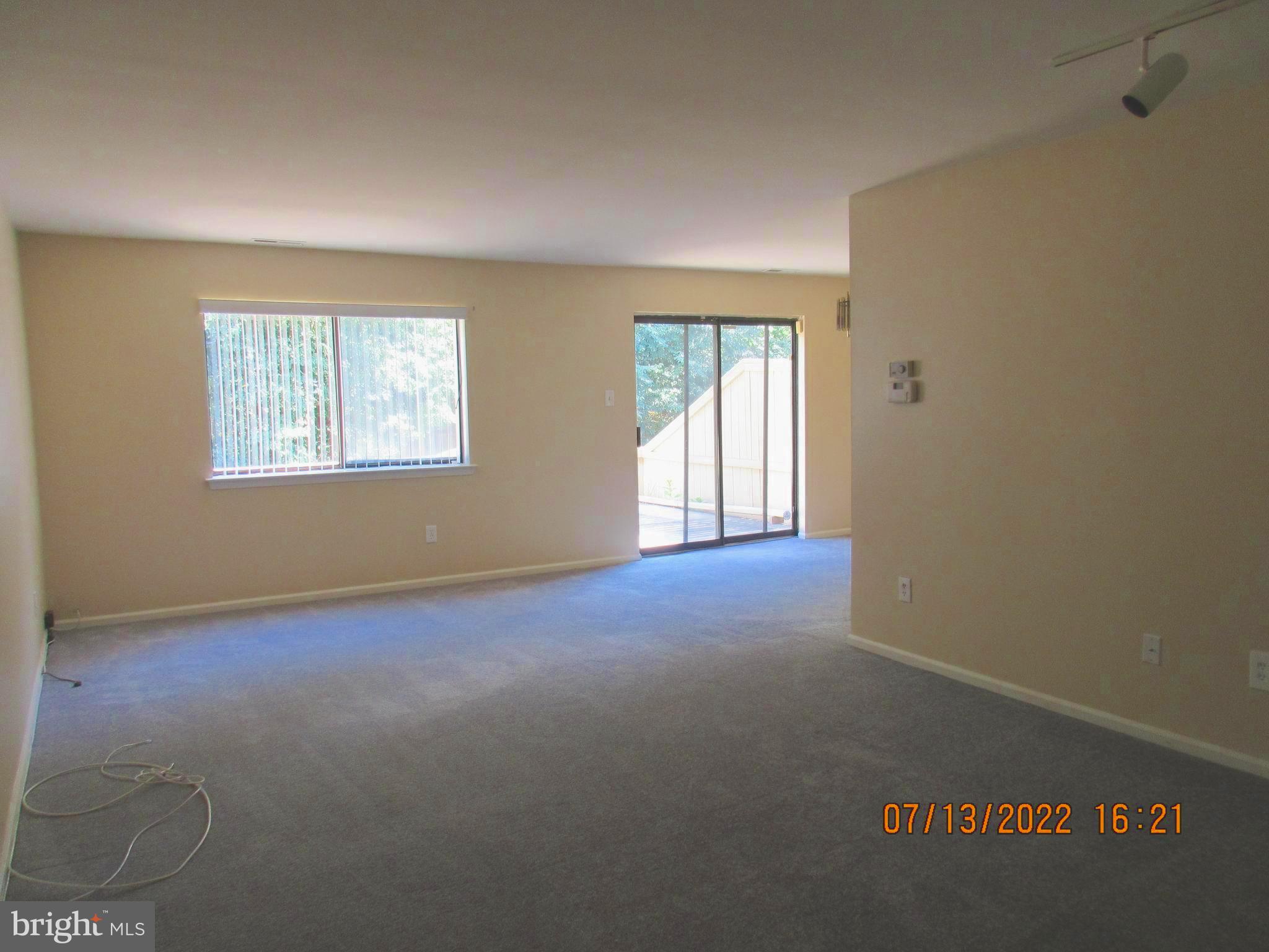 YARDLEY CORNERS - Residential Lease