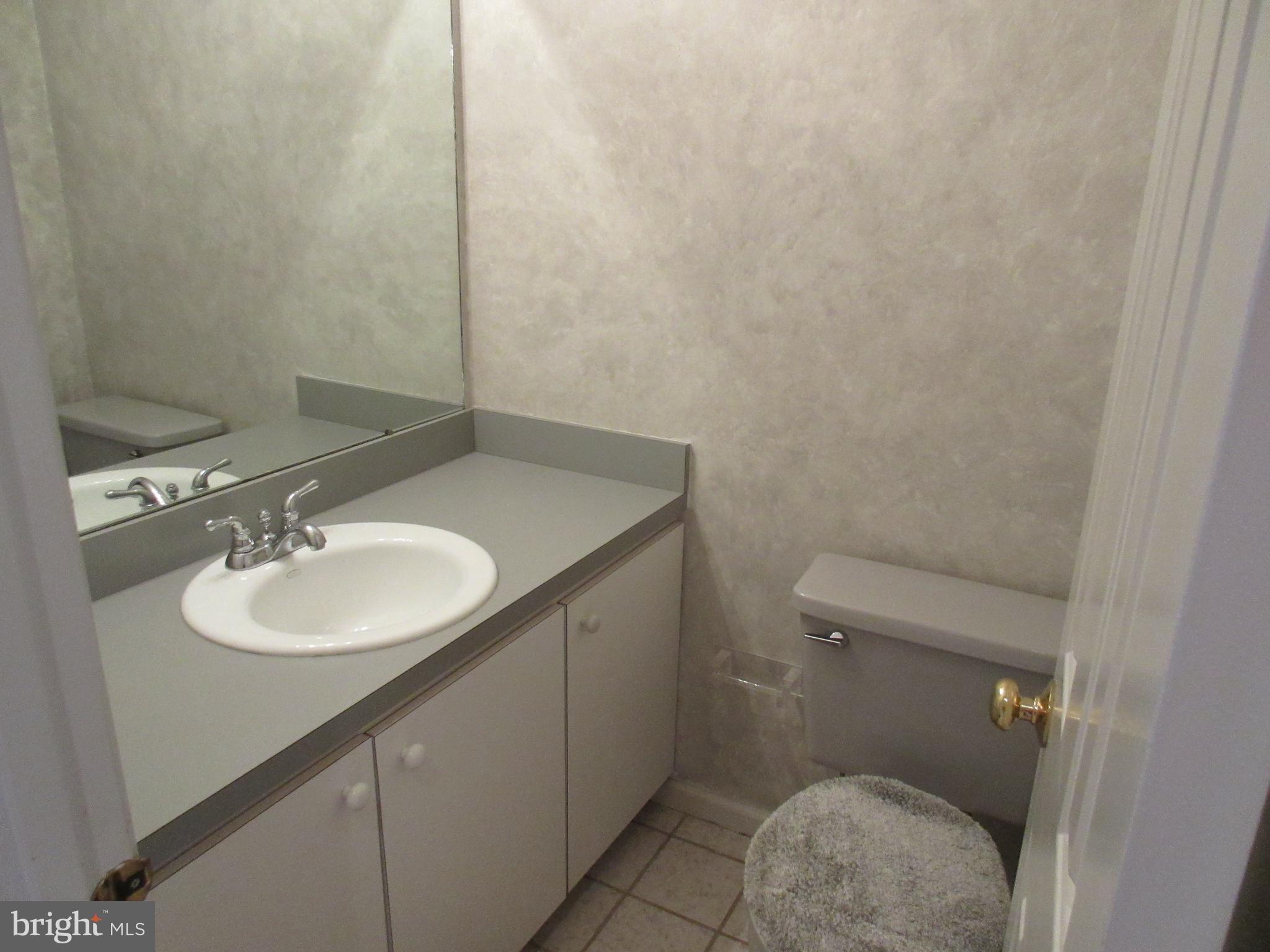 YARDLEY CORNERS - Residential Lease