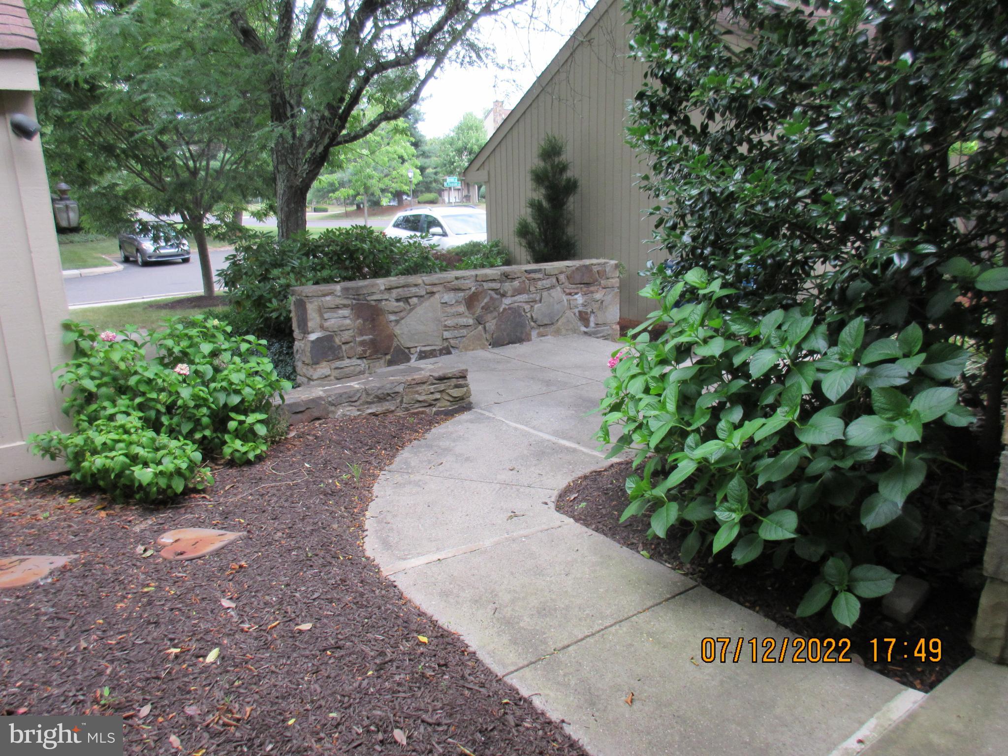 YARDLEY CORNERS - Residential Lease