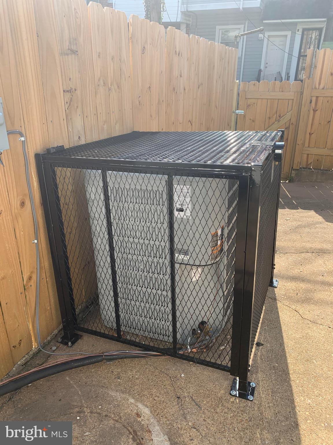 WEST BALTIMORE - Residential