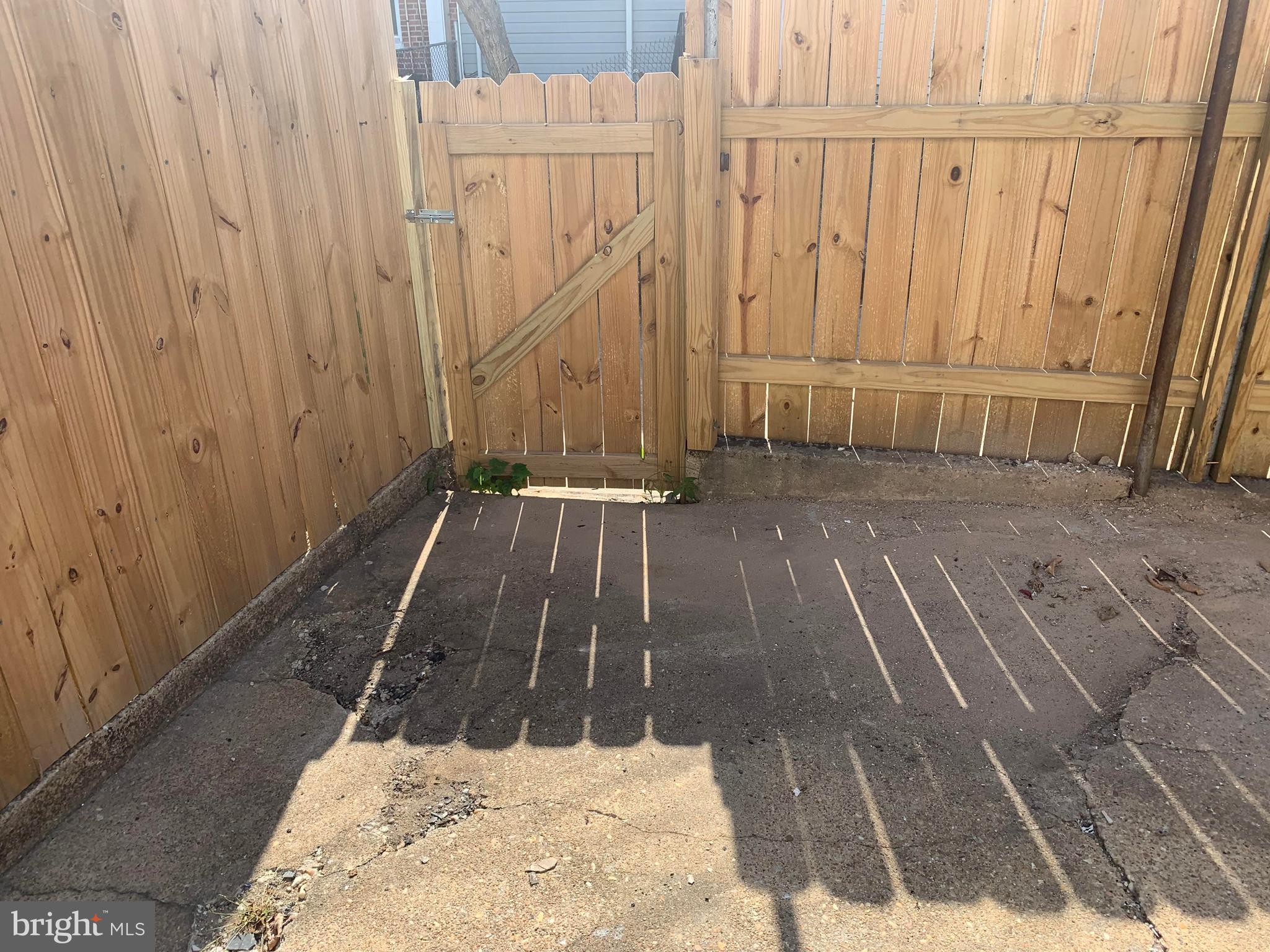 WEST BALTIMORE - Residential