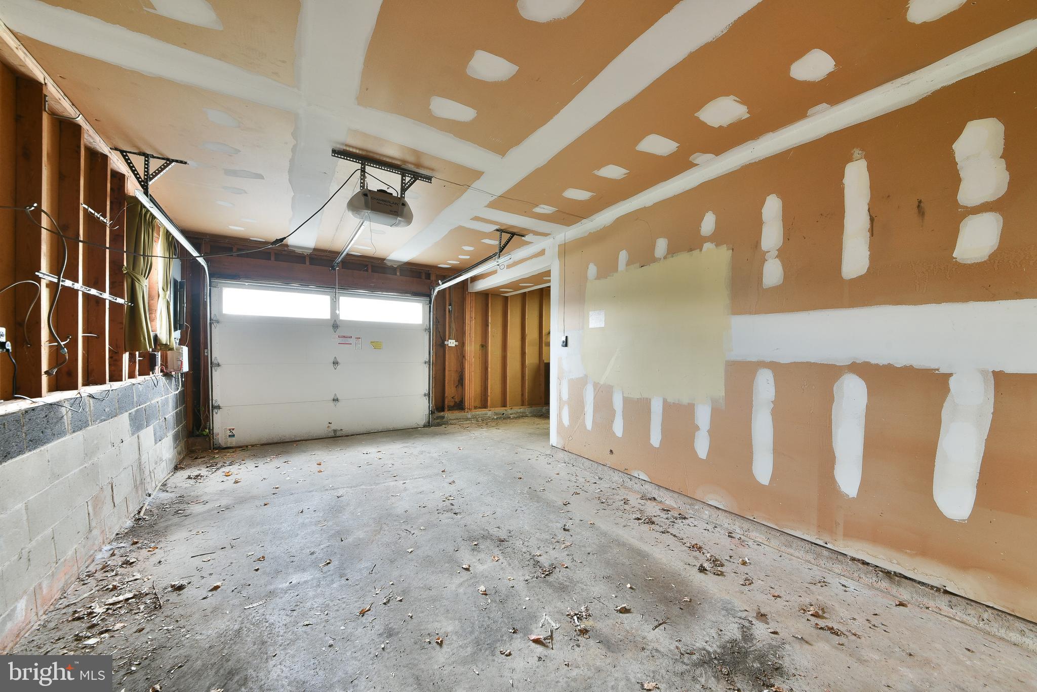 WOODBROOK - Residential