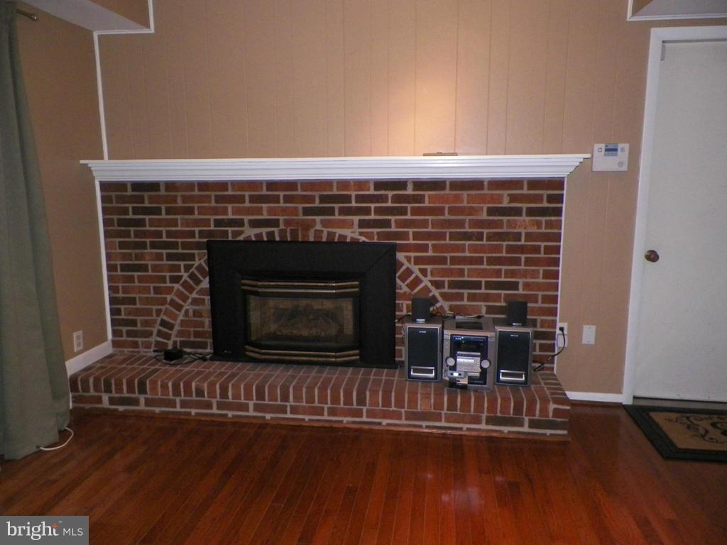 FOX RUN - Residential Lease