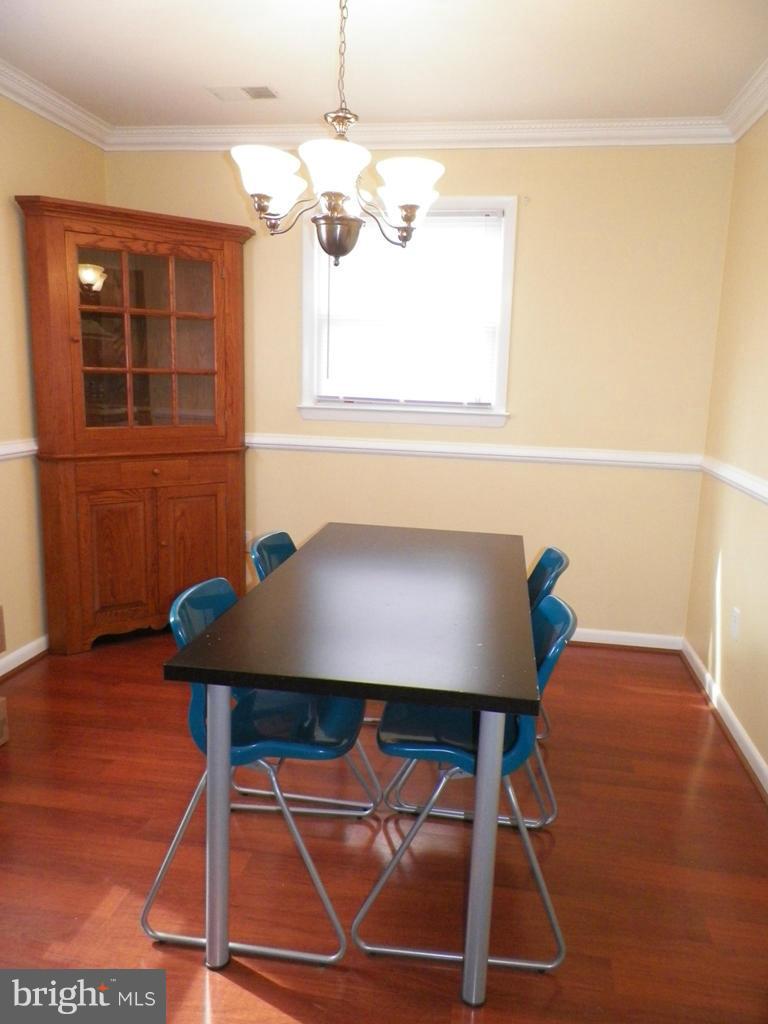 FOX RUN - Residential Lease