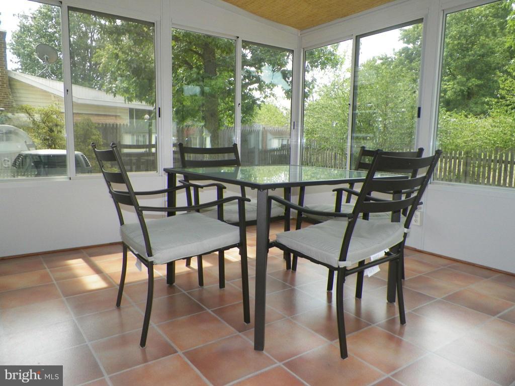 FOX RUN - Residential Lease