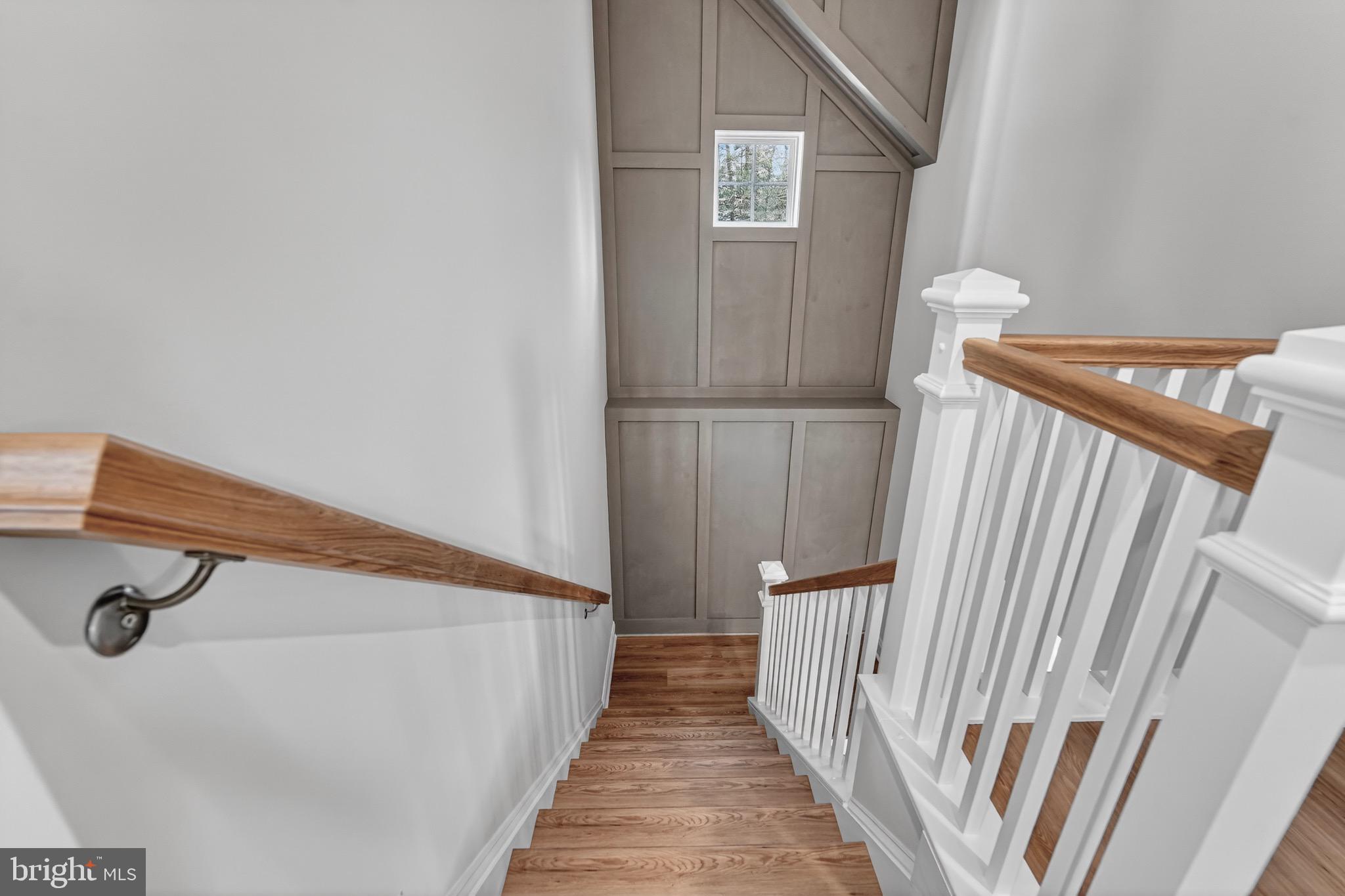 SUNRISE BEACH - Residential