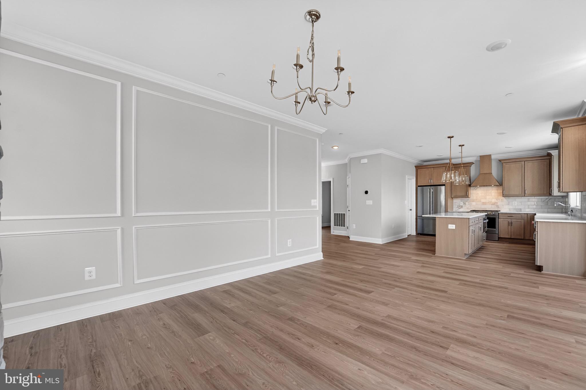 SUNRISE BEACH - Residential