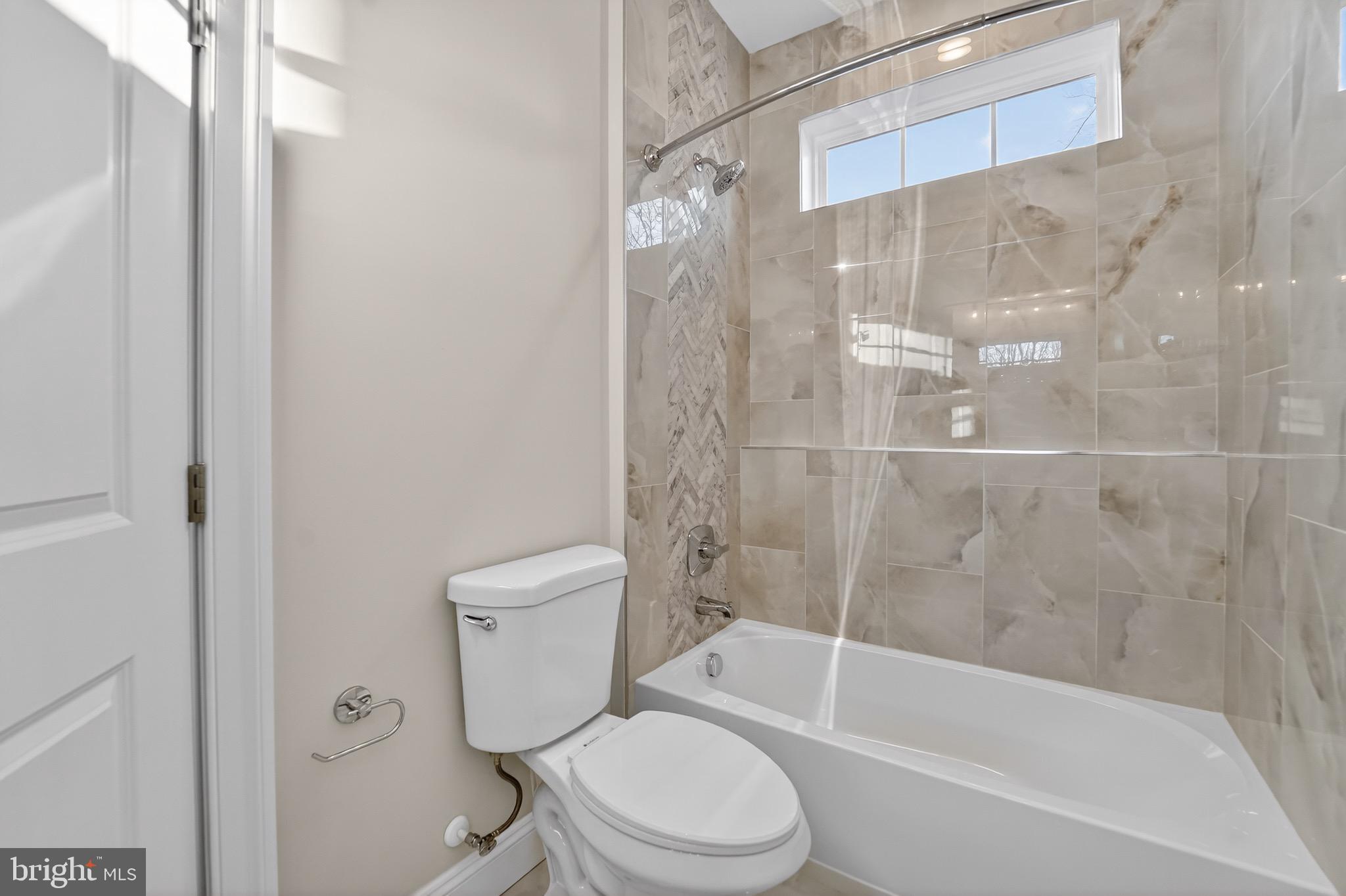 SUNRISE BEACH - Residential