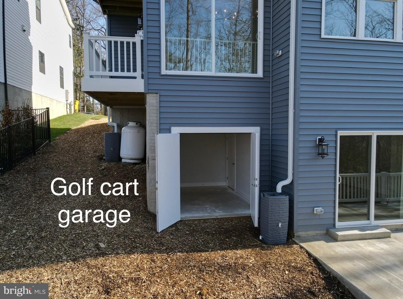 SUNRISE BEACH - Residential