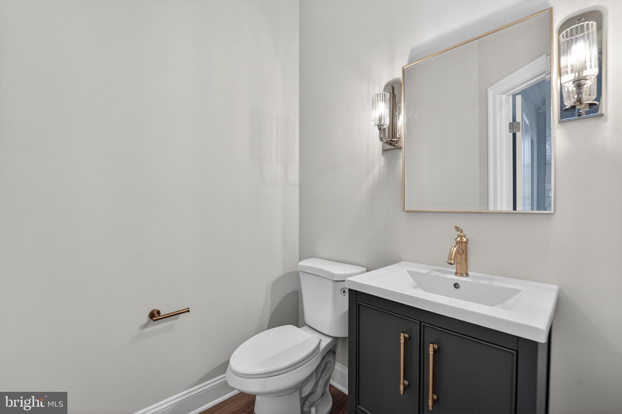 SUNRISE BEACH - Residential