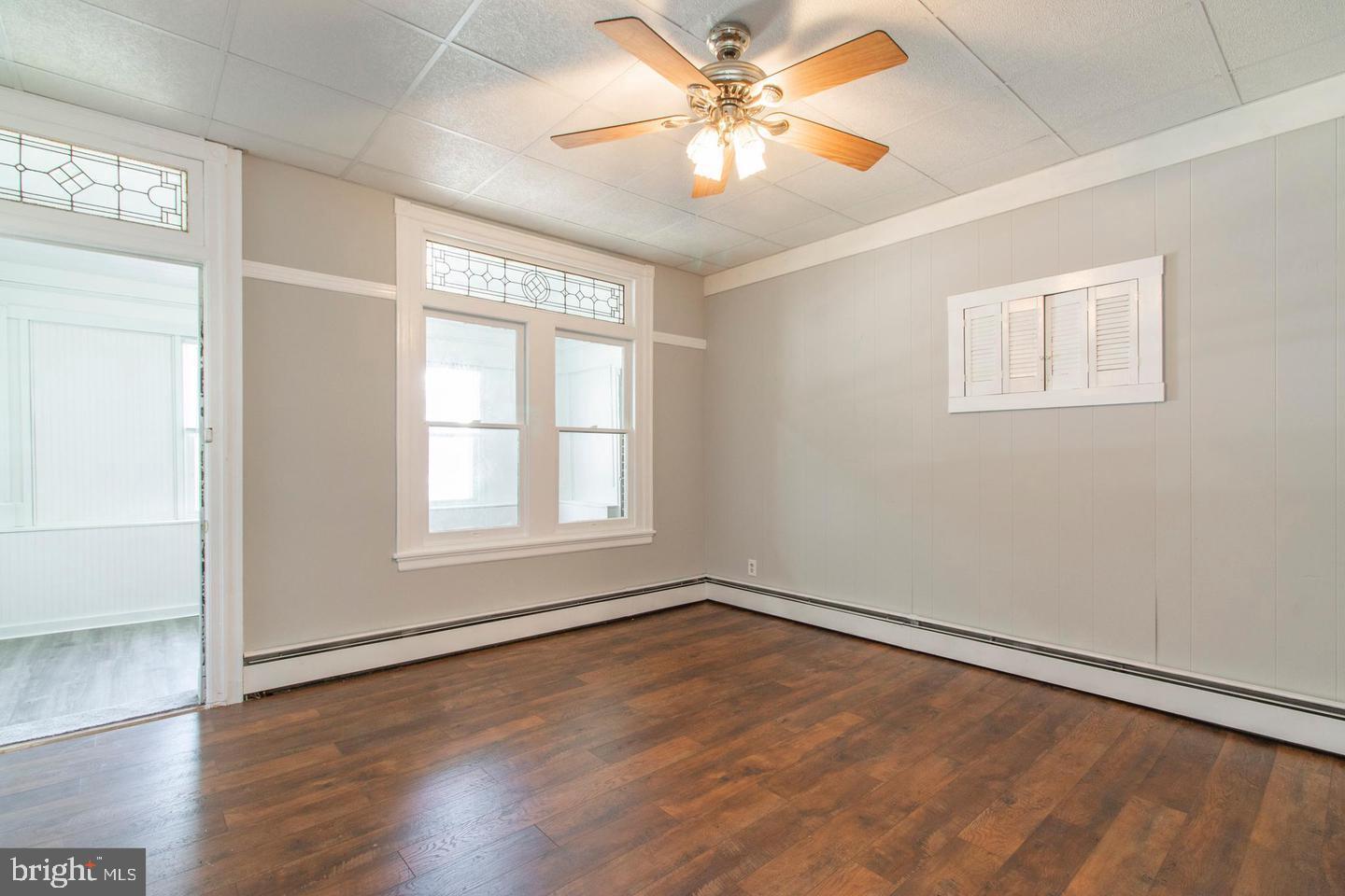 CHELTENHAM VIL - Residential